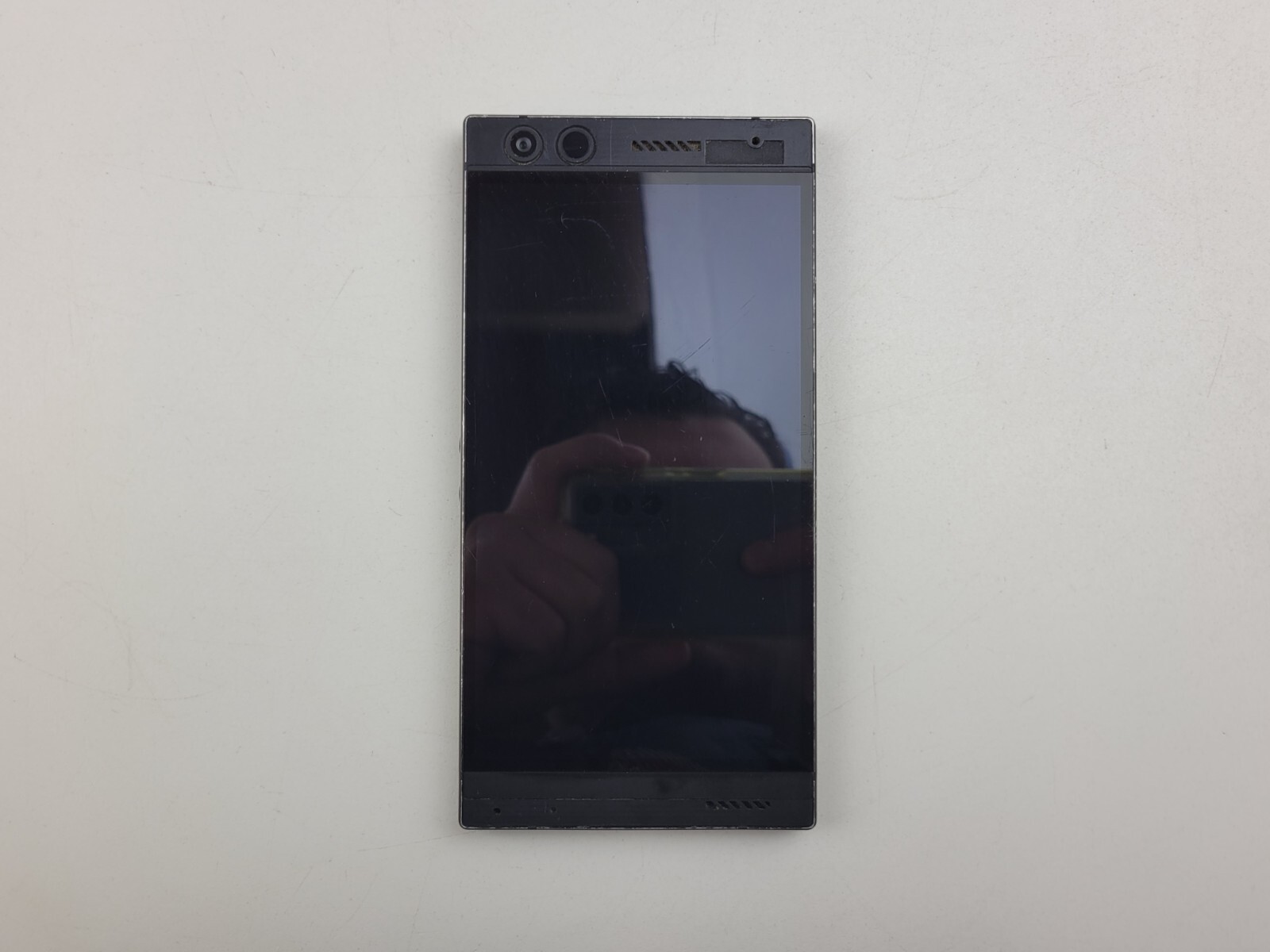 Razer Phone 2 (RZ35-0259) 64GB (AT&T) – *PLEASE READ* – Clean IMEI – J8820