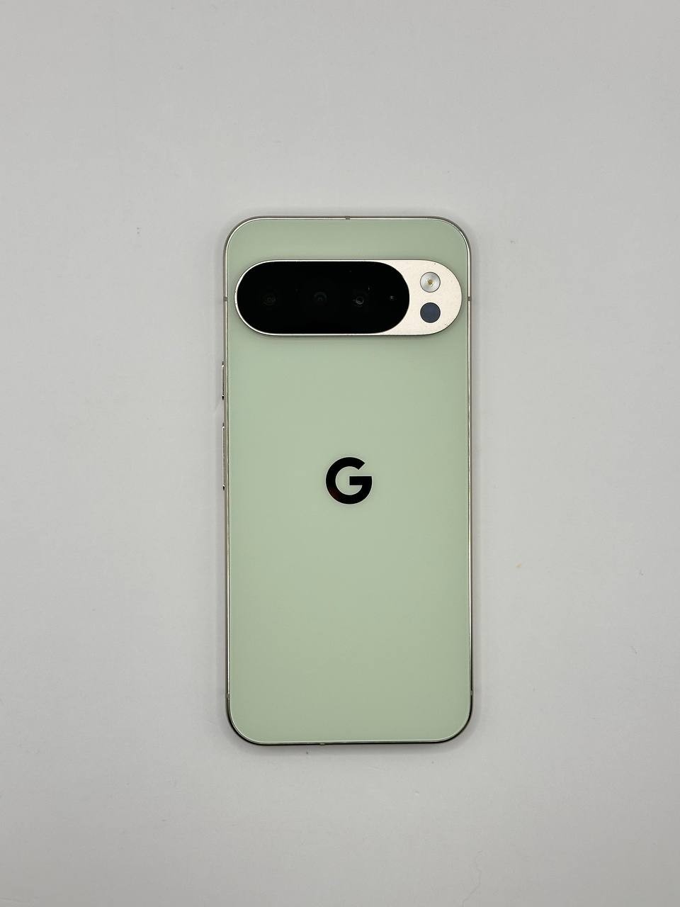 Google Pixel 10 Pro XL – 256 GB – Jade (Verizon) – GUL82 **CLEAN**