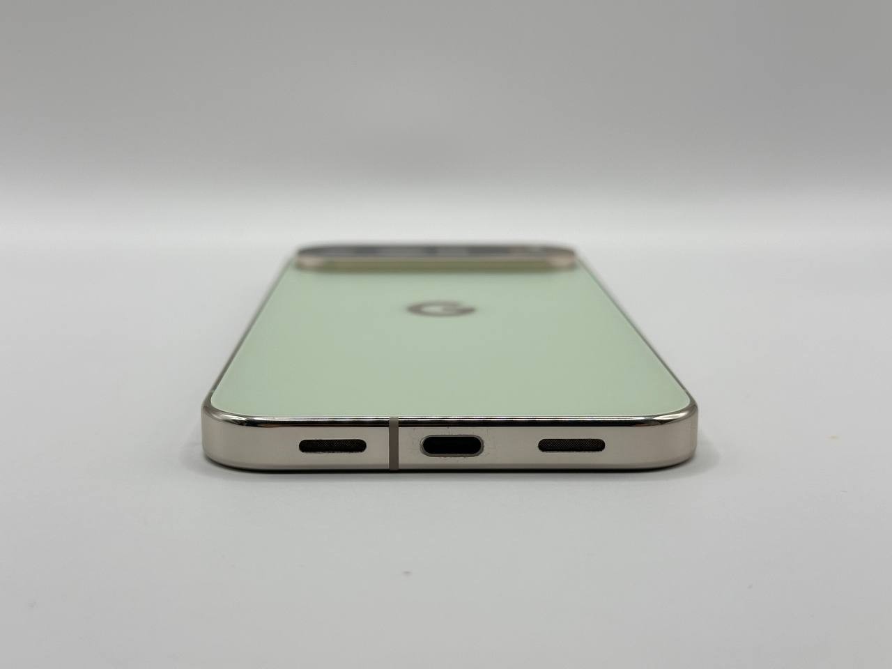 Google Pixel 10 Pro XL – 256 GB – Jade (Verizon) – GUL82 **CLEAN**