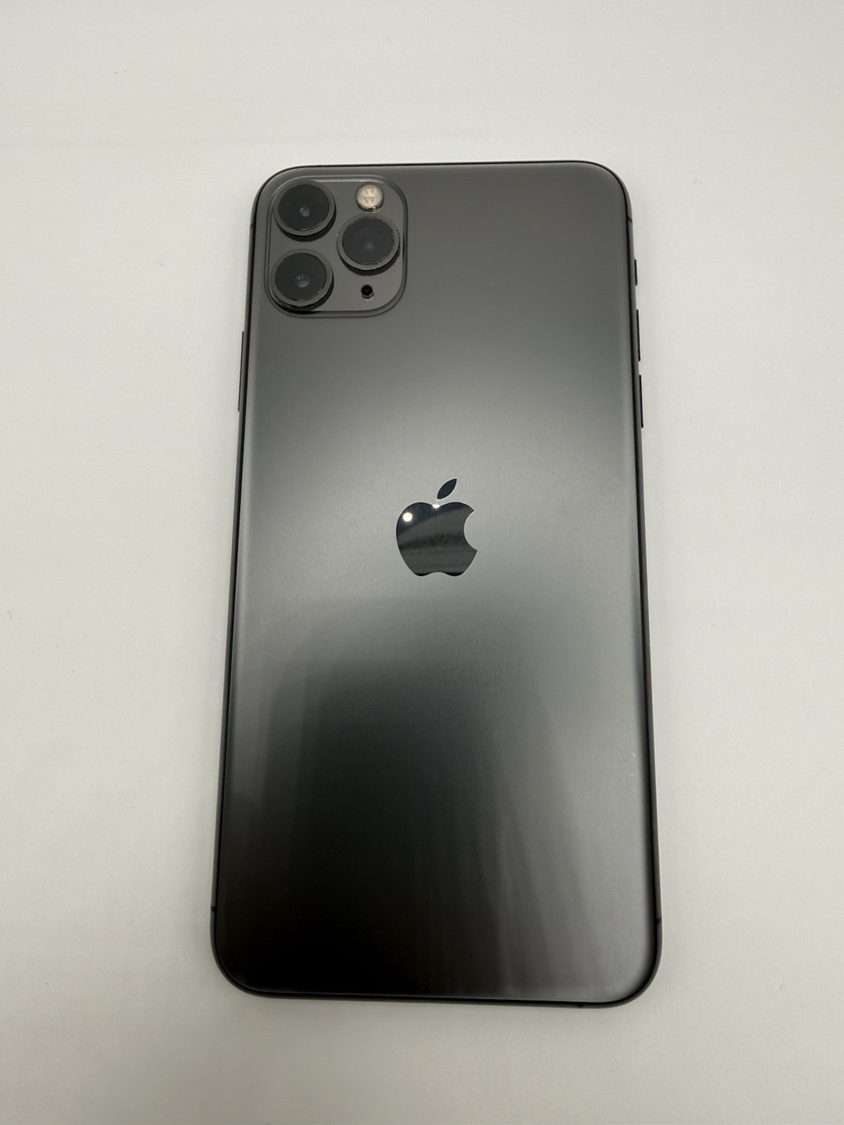 Apple iPhone 11 Pro Max 256GB Space Gray Unlocked Smartphone Tested Works Great