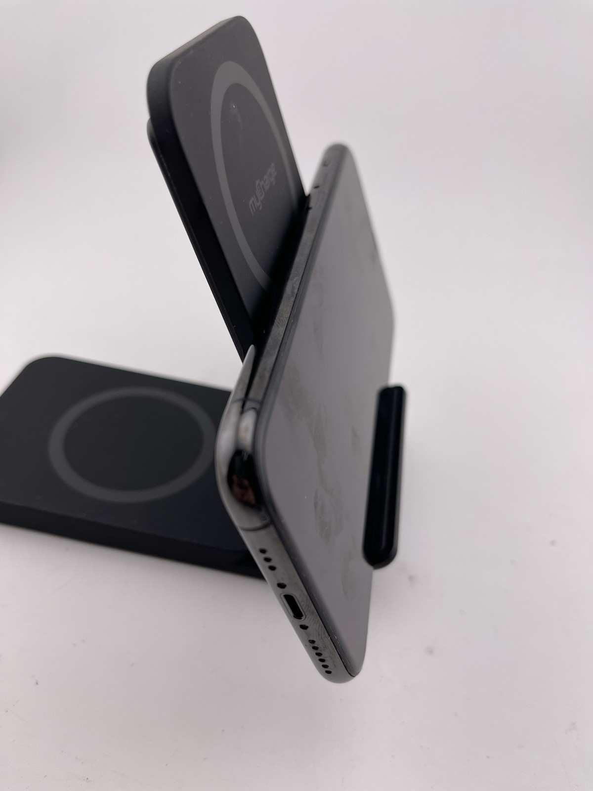 Apple iPhone 11 Pro Black For Parts Only!!!