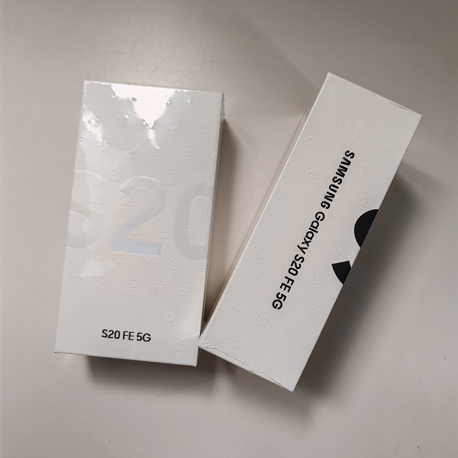Samsung Galaxy S20 FE 5G SM-G781B (International) 6.5″ 12MP 6+128GB Android