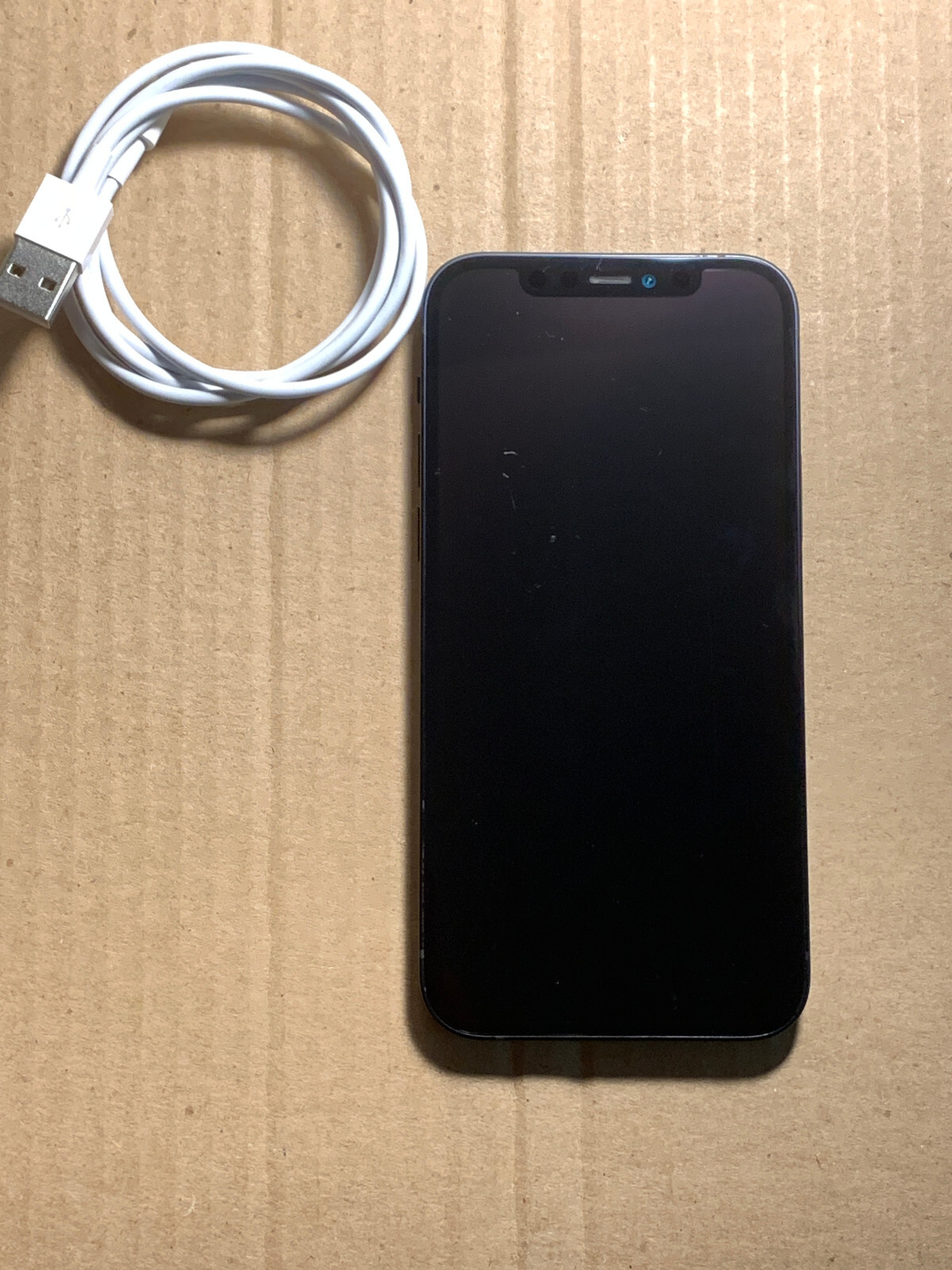 Apple iPhone 12 64GB Black Unlocked (CDMA + GSM) A2172 READ
