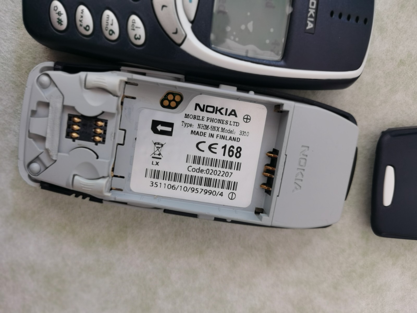 Nokia 3310 Blue Unlocked 2G GSM 900/1800 Good Quality Cellular Phone