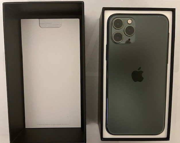 Apple iPhone 11 Pro 64 GB Midnight Green Verizon Locked Smartphone in Box