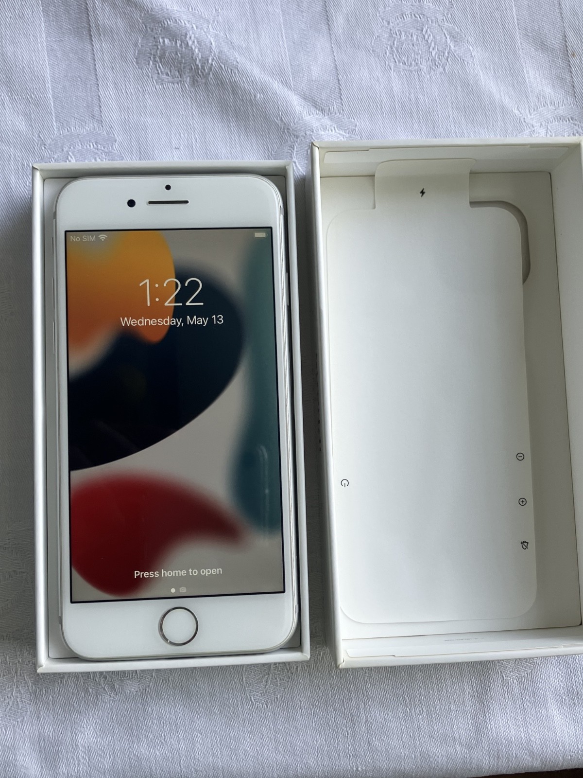 Apple iPhone 7 128GB white/silver unlocked A1660 ios 15.8