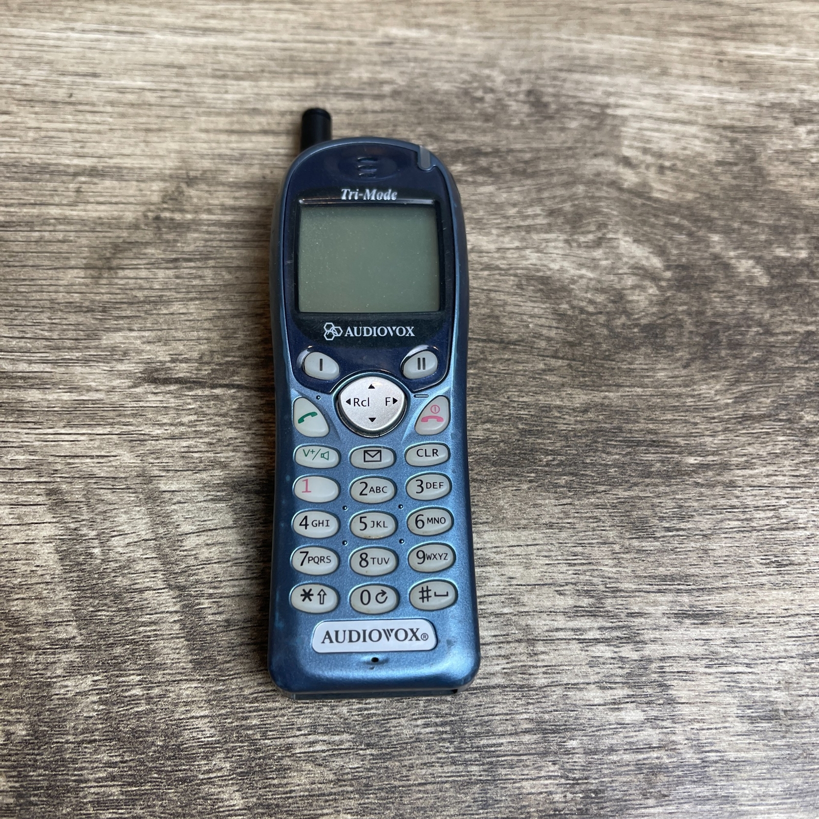 Vintage Audiovox CDM-9100 Gray LCD Screen Soft Keys (Cellular) Bar Cell Phone