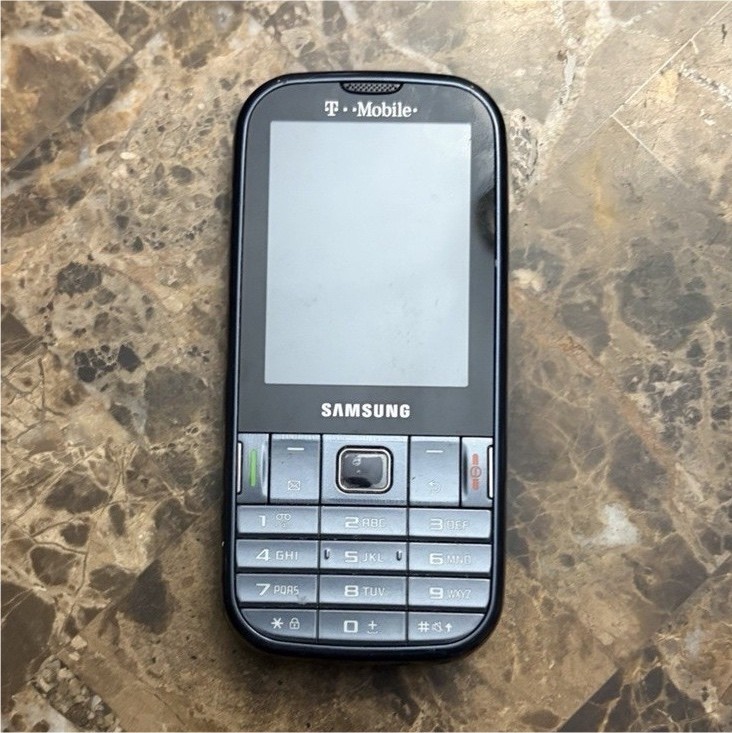 Samsung T-Mobile Bar Style Mobile Phone Black Silver