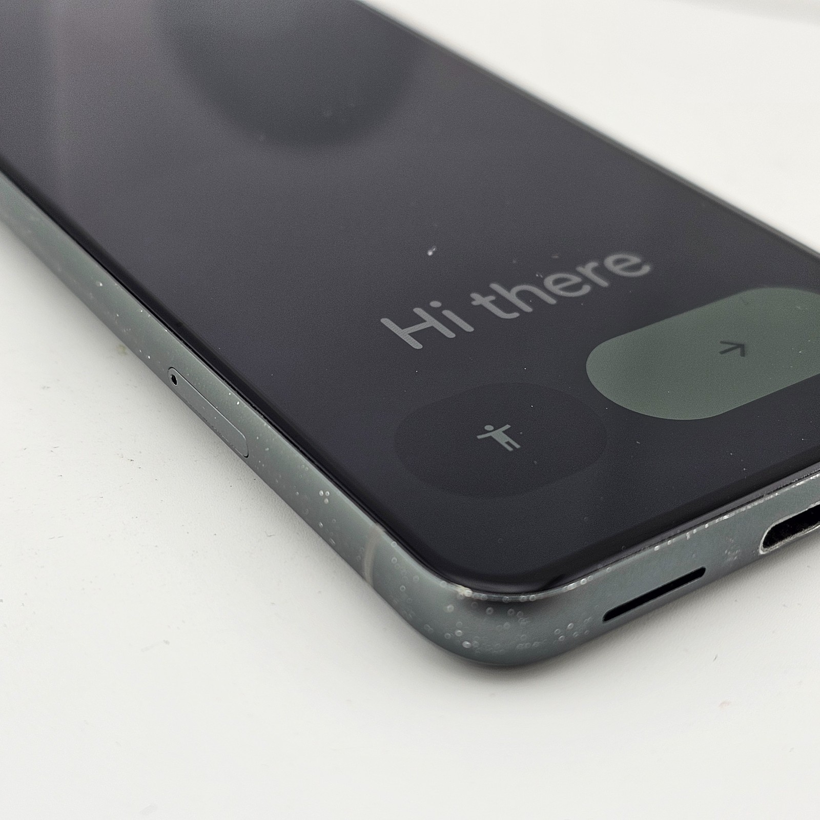 Google Pixel 8 G9BQD – Unlocked 128GB Hazel – WORKS: SMALL BLACK SPOT