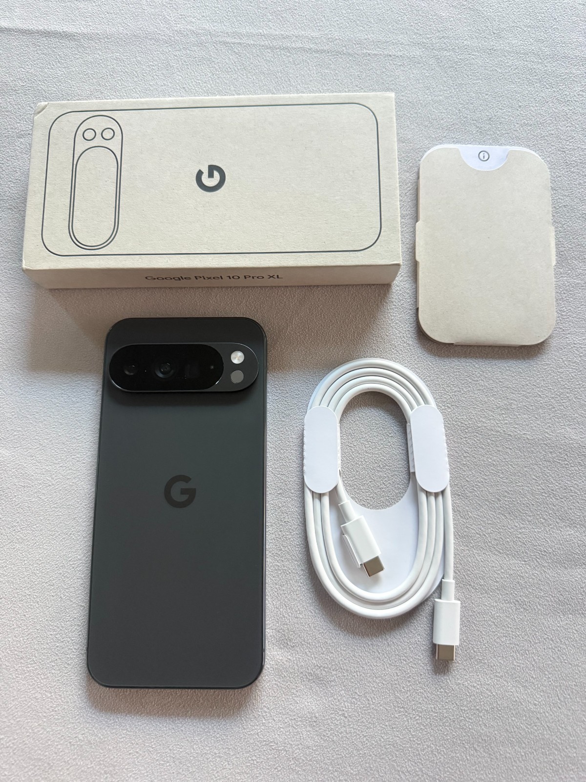 Google – Pixel 10 Pro XL 256GB (Unlocked) – Obsidian. Mint Condition