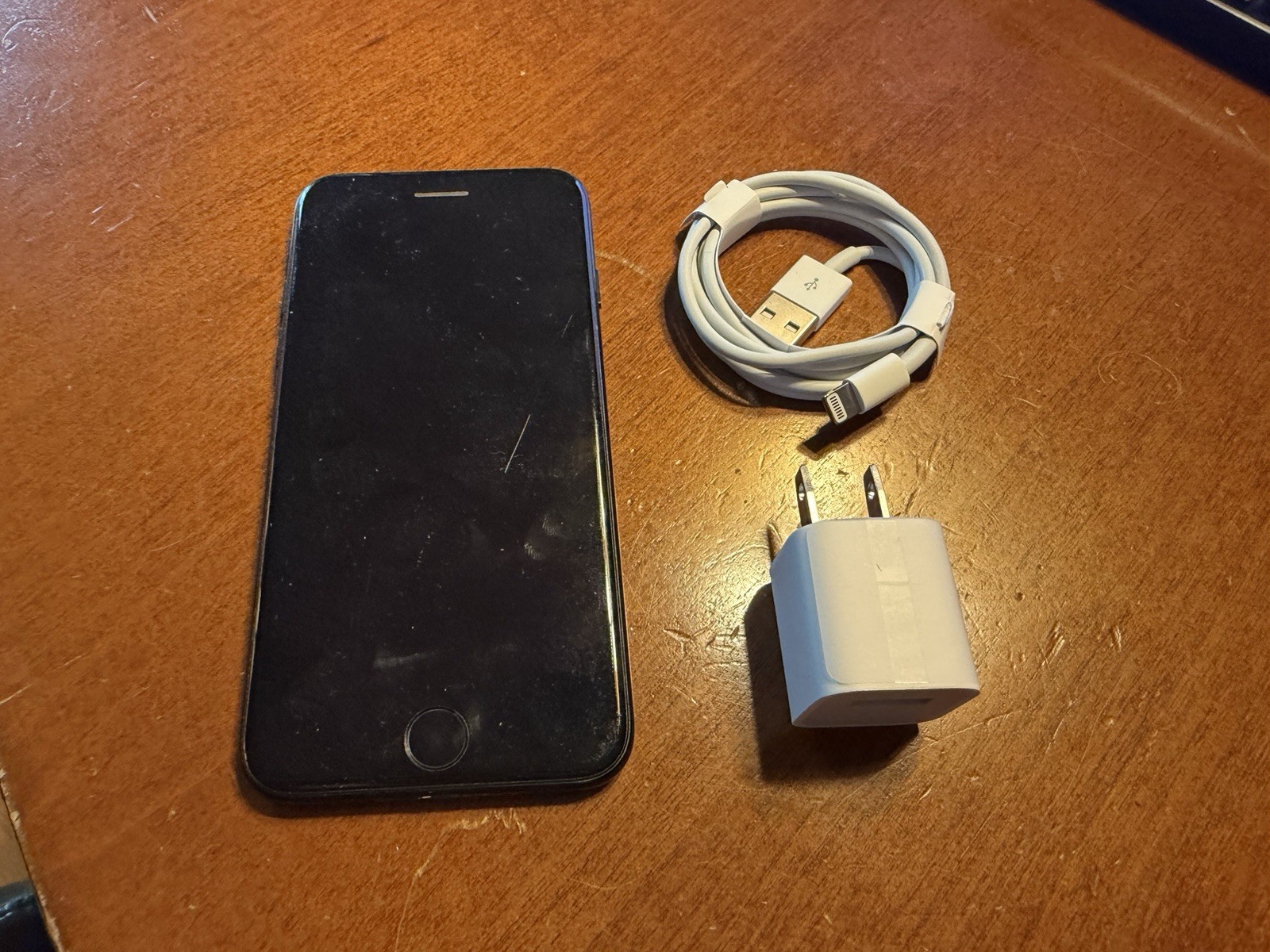 Apple iPhone 7 A1778 32GB (AT&T, Reset) Black Touchscreen Smartphone