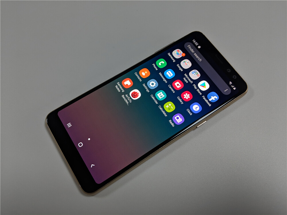 Samsung Galaxy A8 2018 A530F/DS 4GB+32GB DUAL SIM WIFI Unlocked Excellent Phone