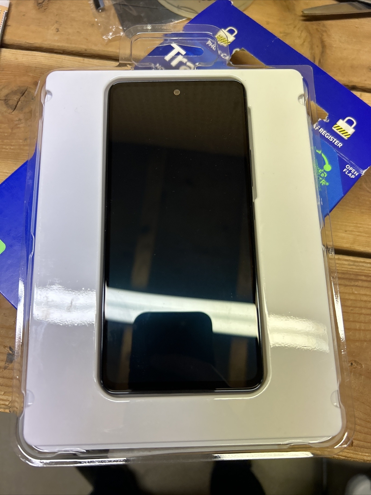 Tracfone Samsung Galaxy A53 5G 6.5” 128 GB 32MP Smartphone Won’t Turn On