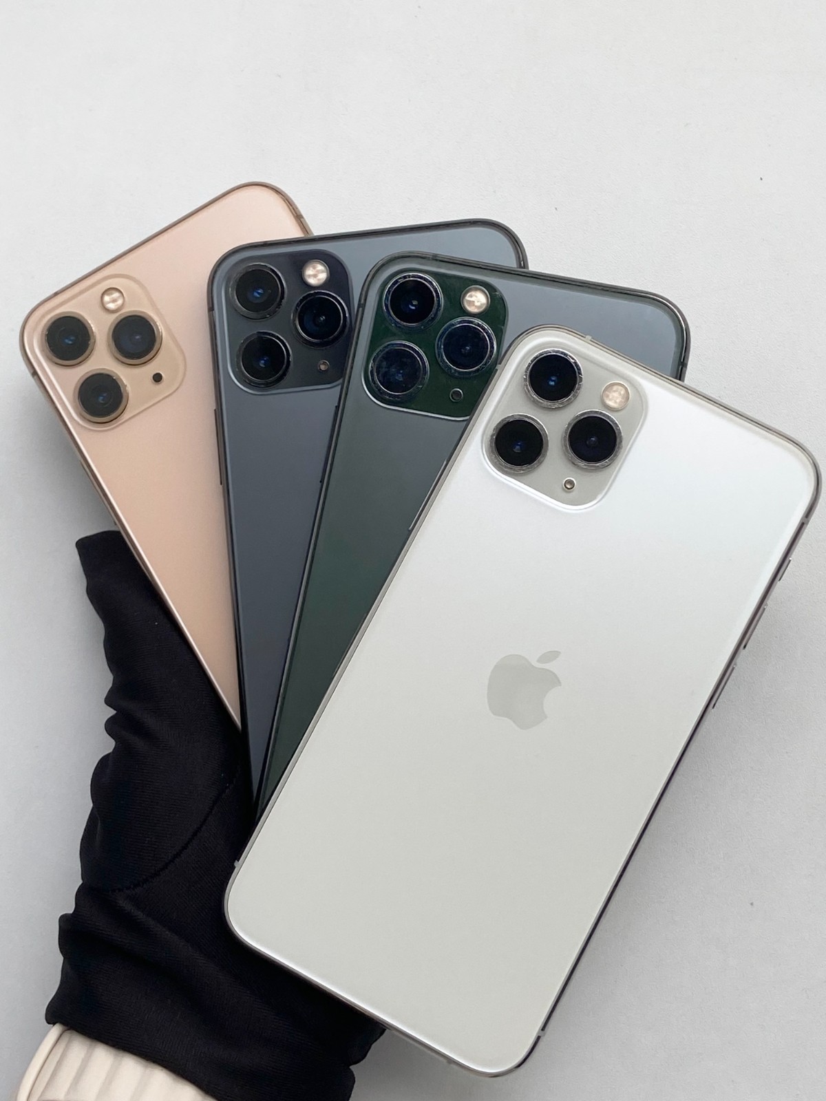 90% N ew GOOD iPhone 11pro Factory Unlocked 64G/256G color random Tested