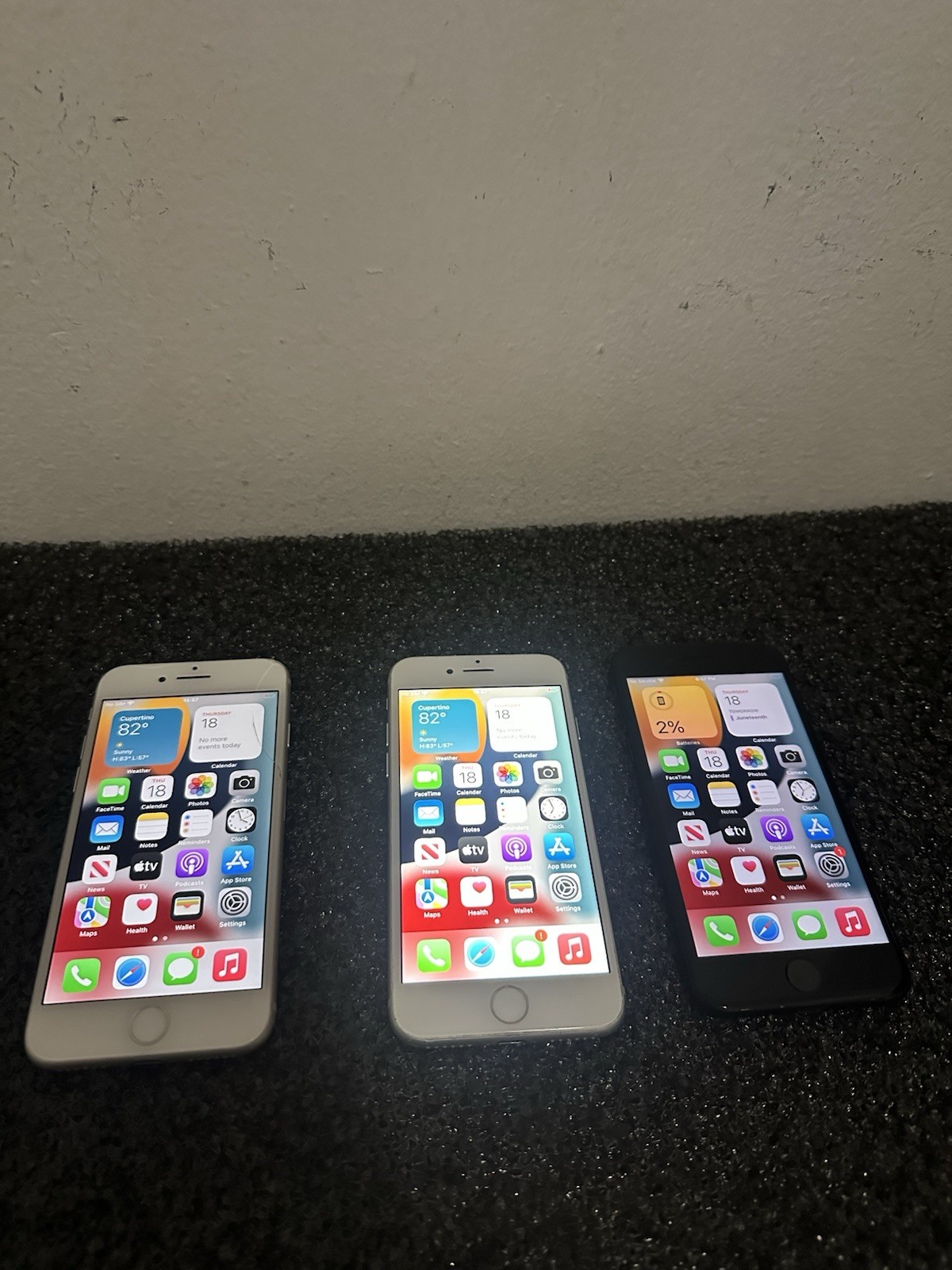 Apple iPhone 7 – 32GB – (Unlocked) A1778 – DAMAGED – LOT OF 3