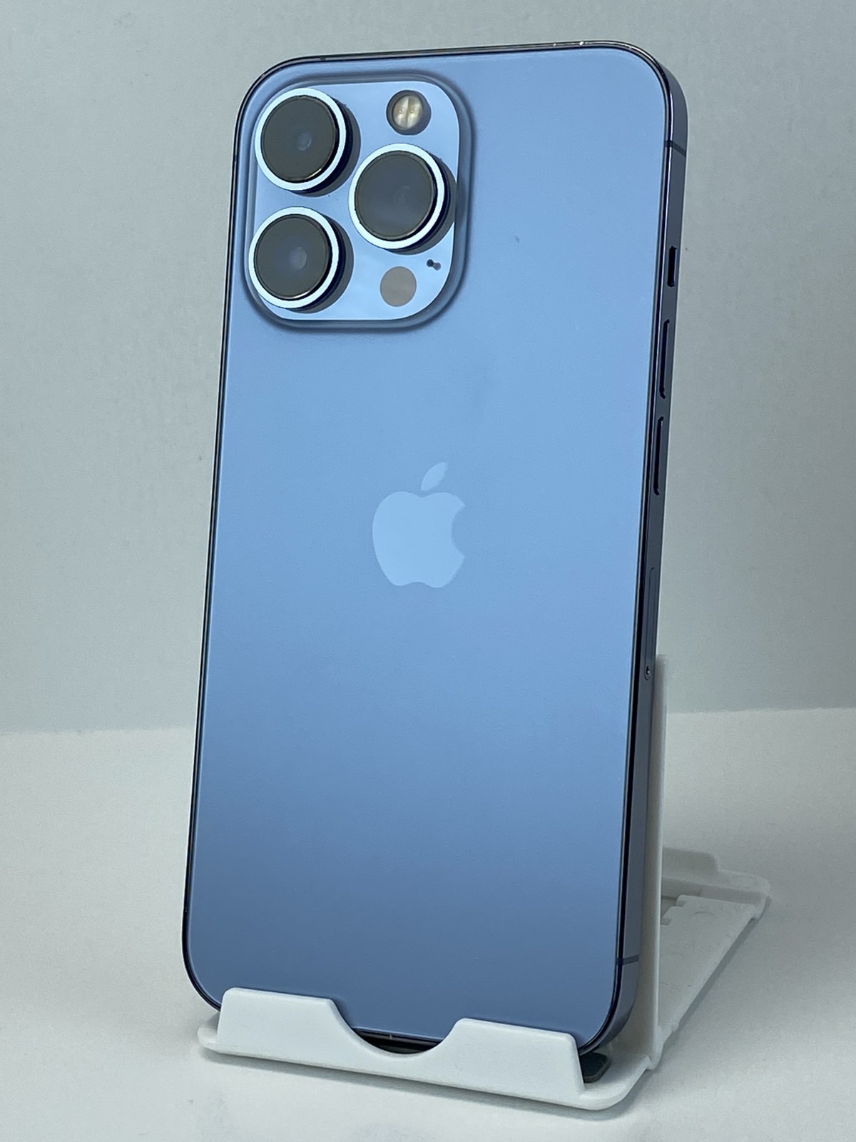Apple iPhone 13 Pro A2483 256GB Sierra Blue 98% battery health Unlocked