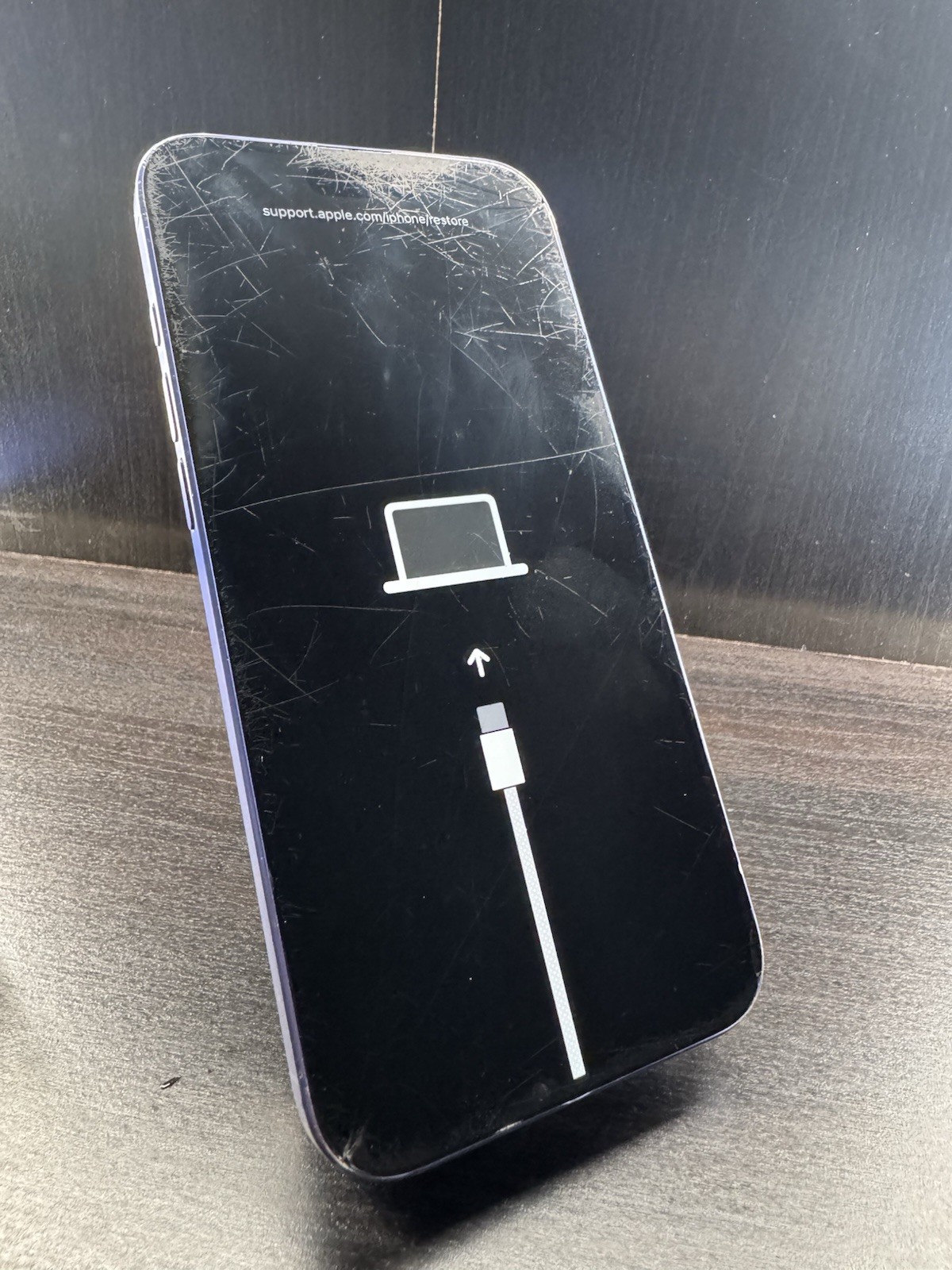 Apple iPhone 16 Plus 128GB Ultramarine For Parts Or Repair