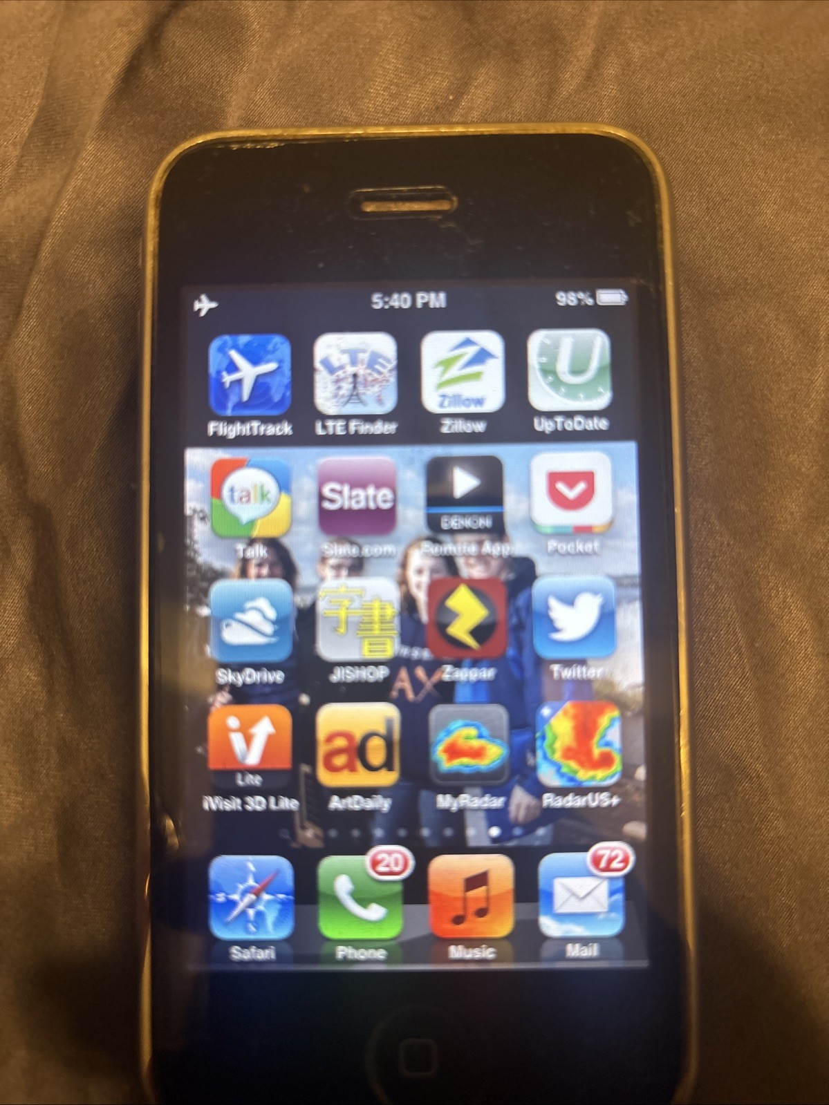 Apple iPhone 3GS 32GB Black With Original Twitter App Unlocked Good Battery