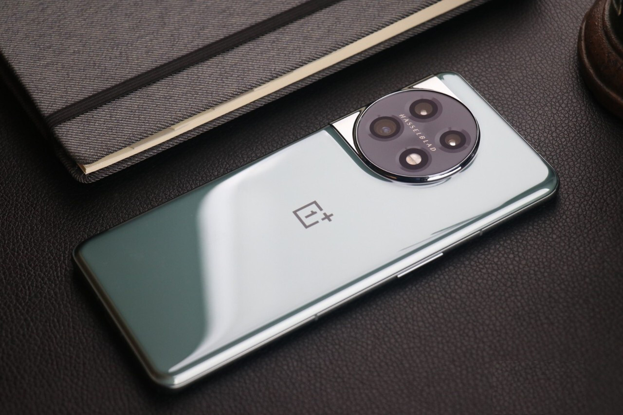 OnePlus 11 5G Snapdragon 8 Gen 2, 16GB+512GB Eternal Green Dual Sim Unlocked
