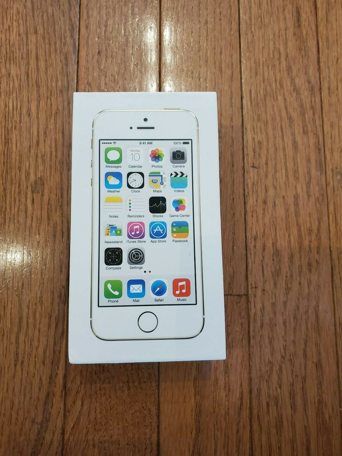 iPhone 5S Original Box Only – Without Accessories – No Phone (Mint)