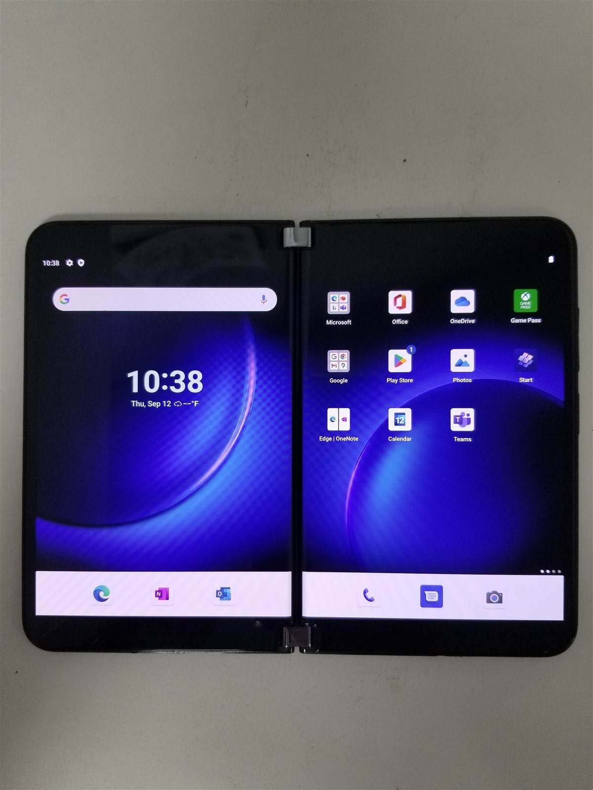 Microsoft Surface Duo 2 128GB Black (Unlocked) Android Smart Phone zF3028
