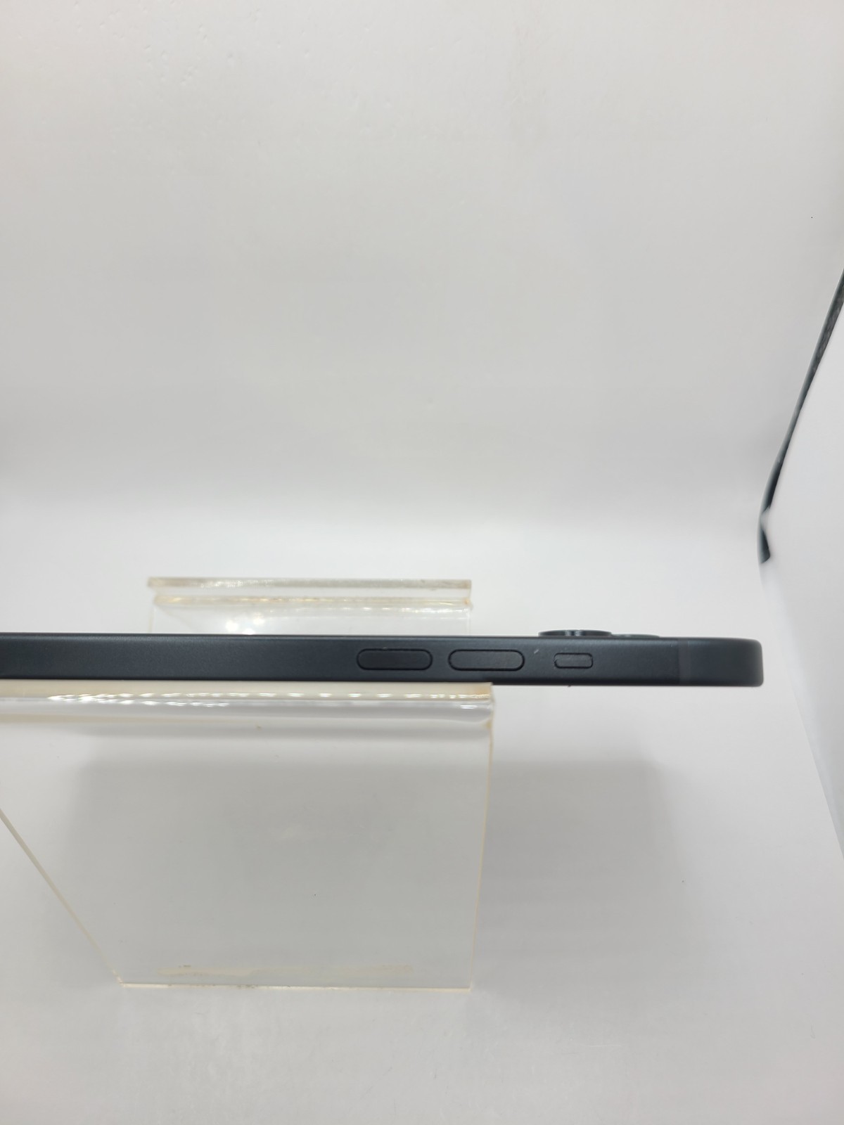Apple iPhone 15 *A2846* AT&T Carrier ONLY Black Titanium 128GB iOS 26.4.2