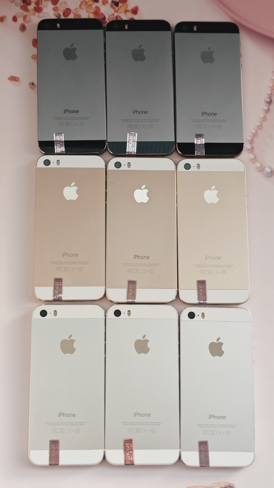 Apple iPhone 5s Unlocked – 16 GB 32GB 64GB – Gray/Silver/Gold (Unlocked)