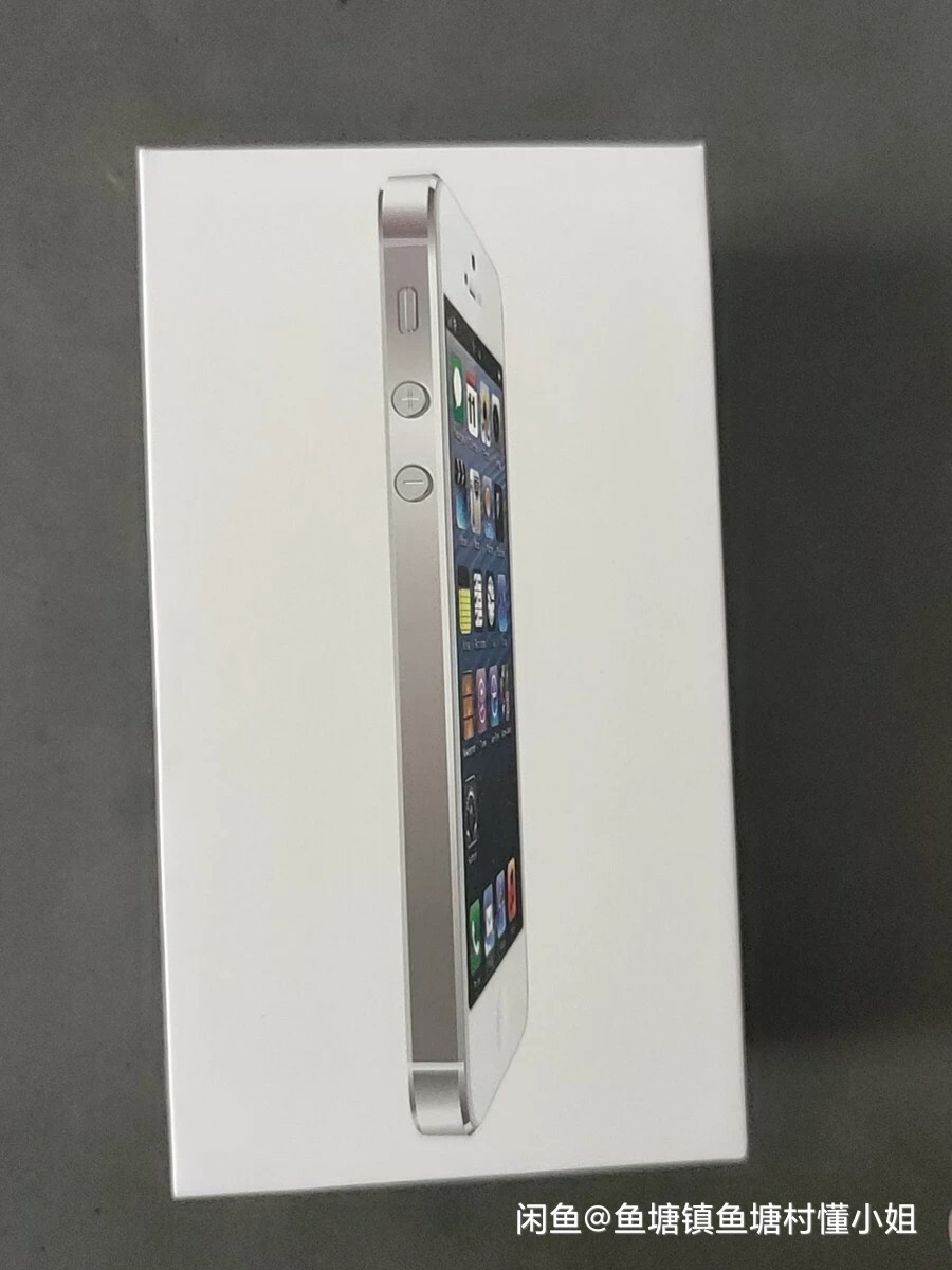Original Apple iPhone 5 16GB 32GB Black White (Unlocked) IOS10 Smartphone