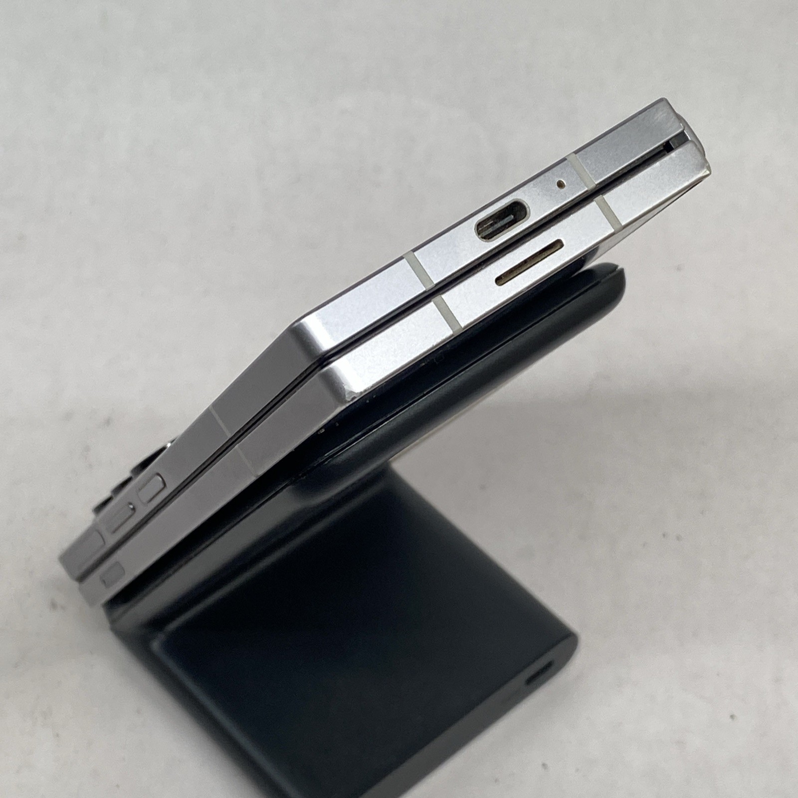 Samsung Galaxy Z Fold6 SM-F956U1 256GB Gray Factory Unlocked READ