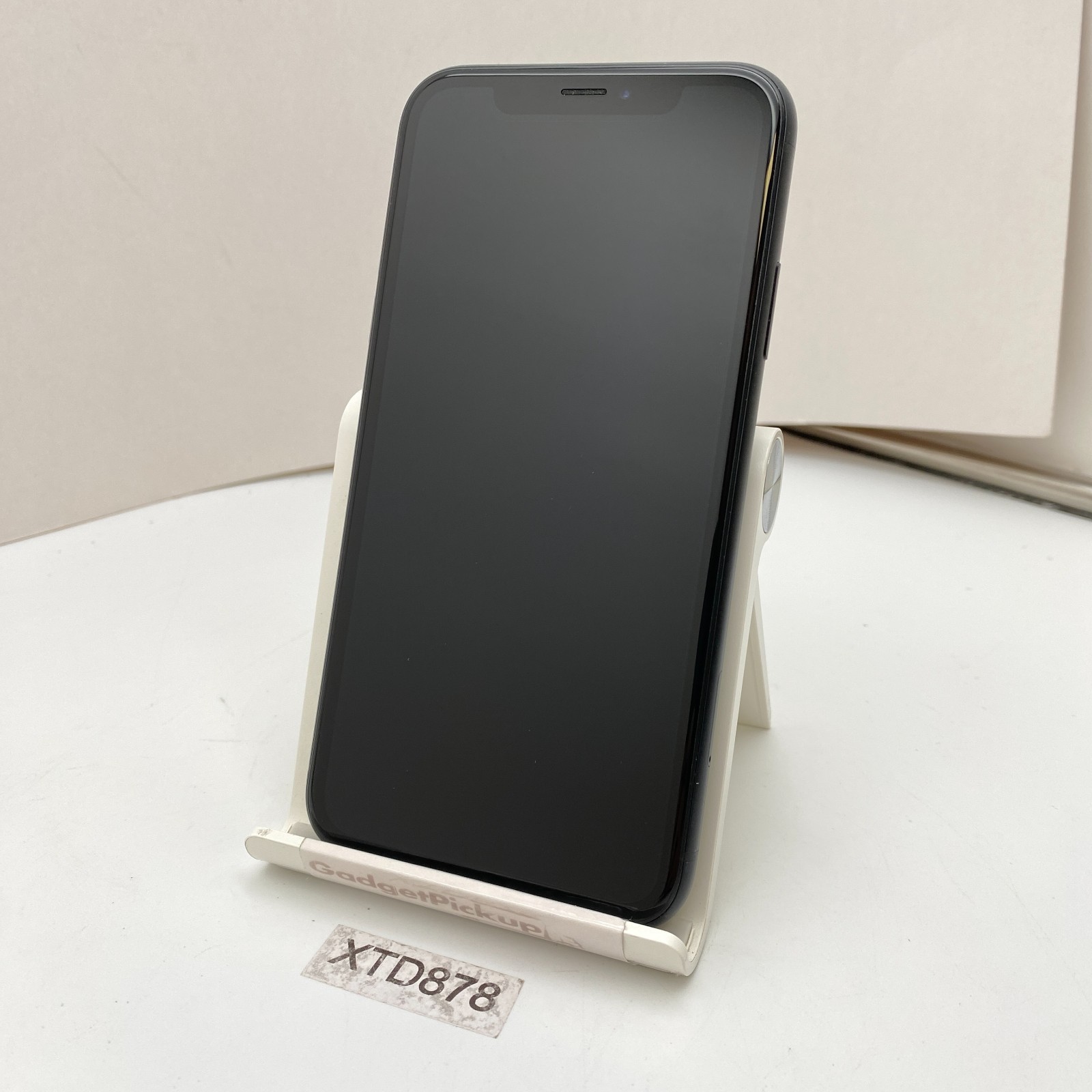 Apple iPhone XR – 128GB – Black (Unlocked) – Good Condition