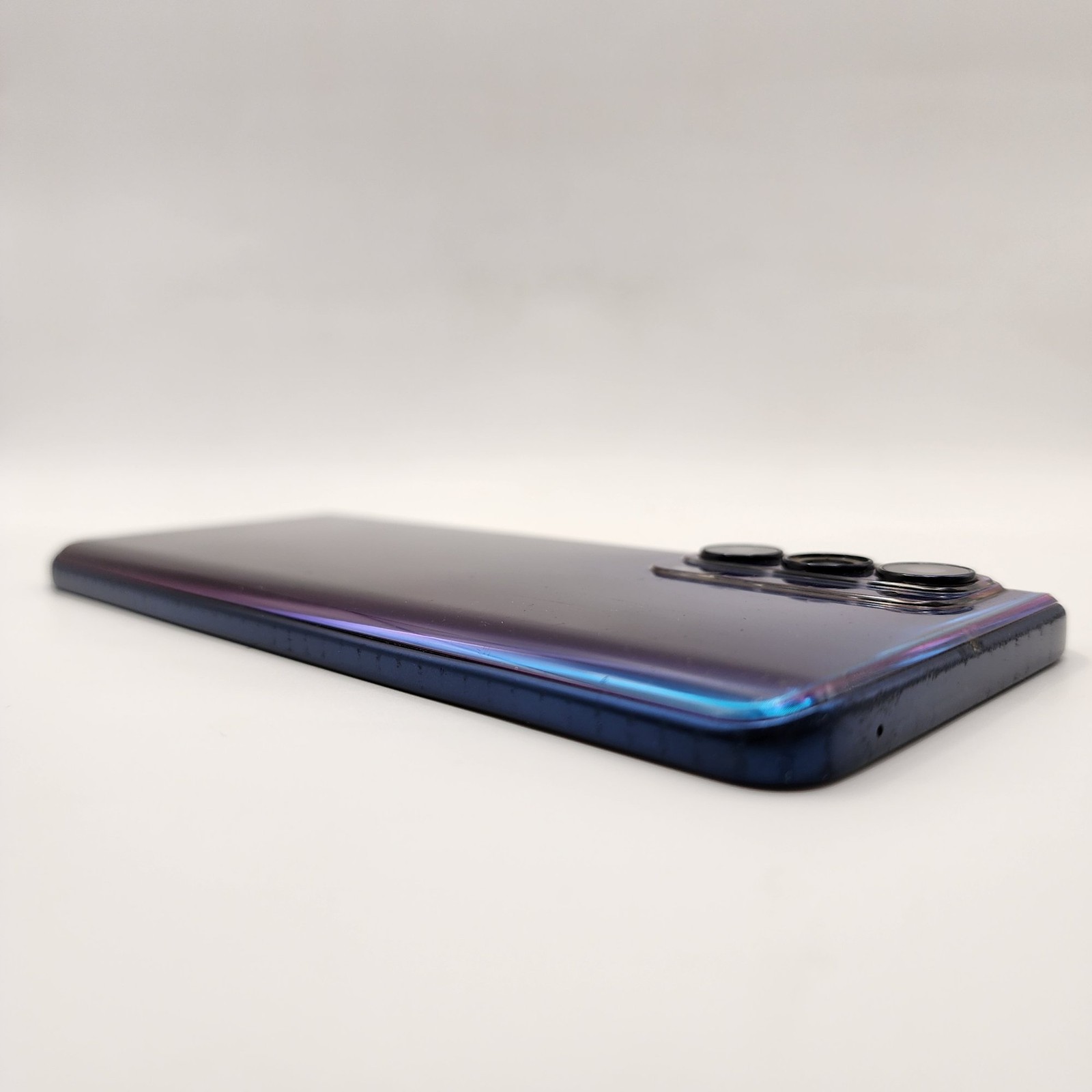 Motorola Edge 5G UW (2021) XT2141-1 256GB Nebula Blue (Verizon/Unlocked)