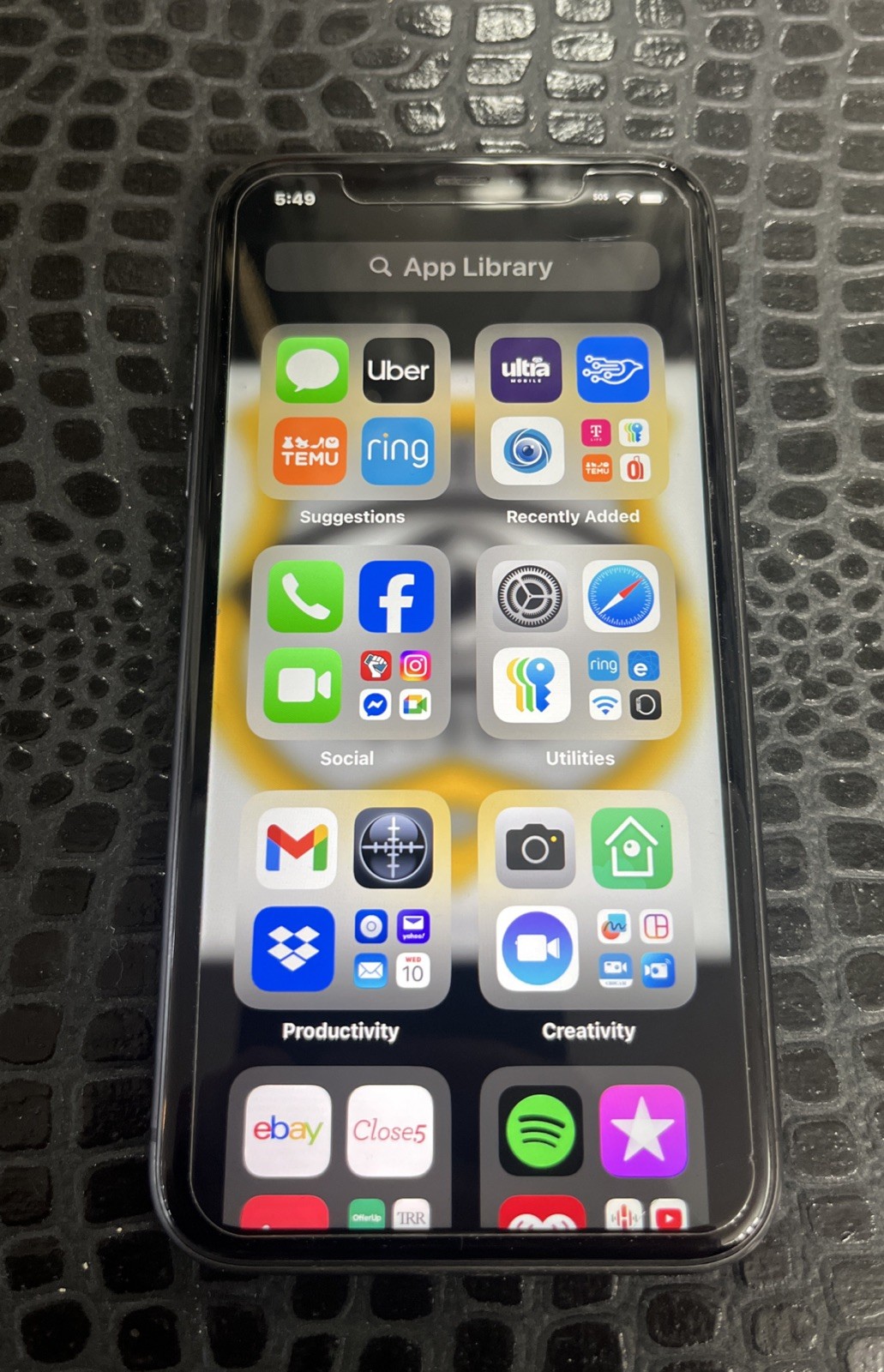 Apple iPhone 11 Gray/Black 128GB Unlocked Smartphone
