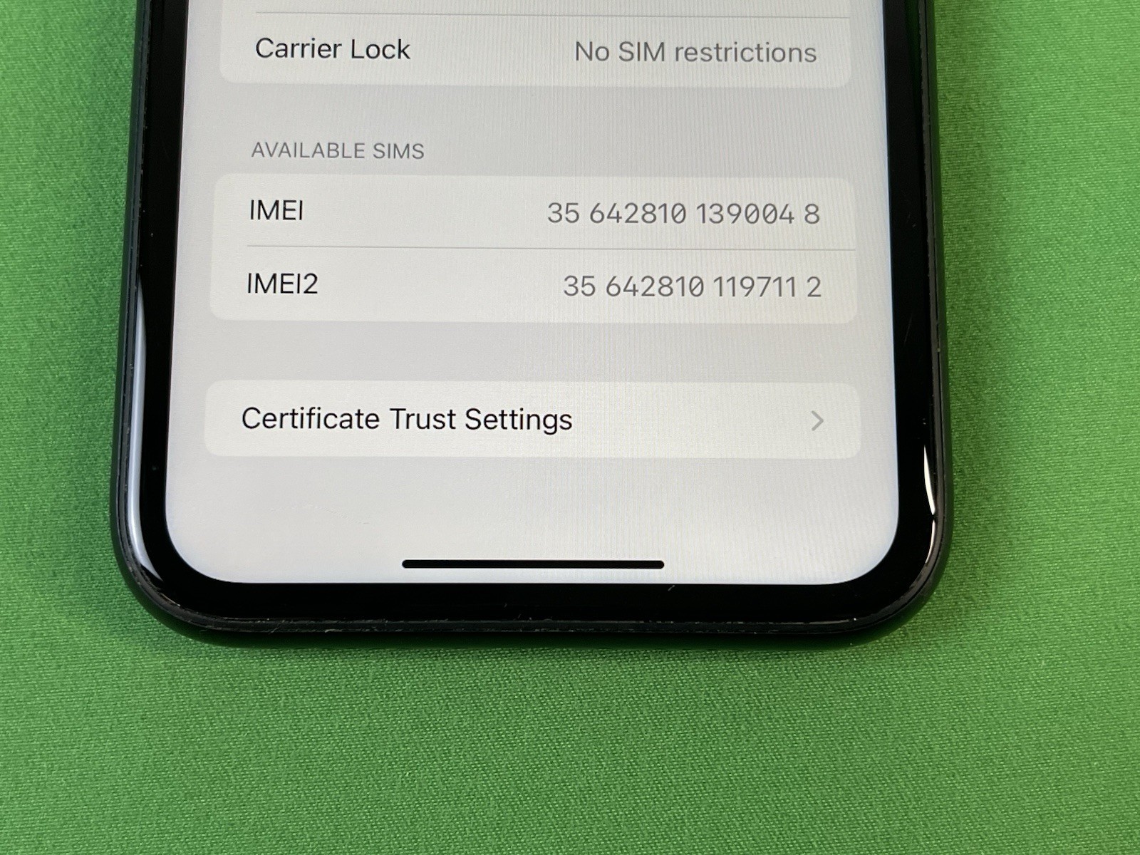 Apple iPhone XR 64GB Unlocked Black A1984 | 82% BH | LCD Line