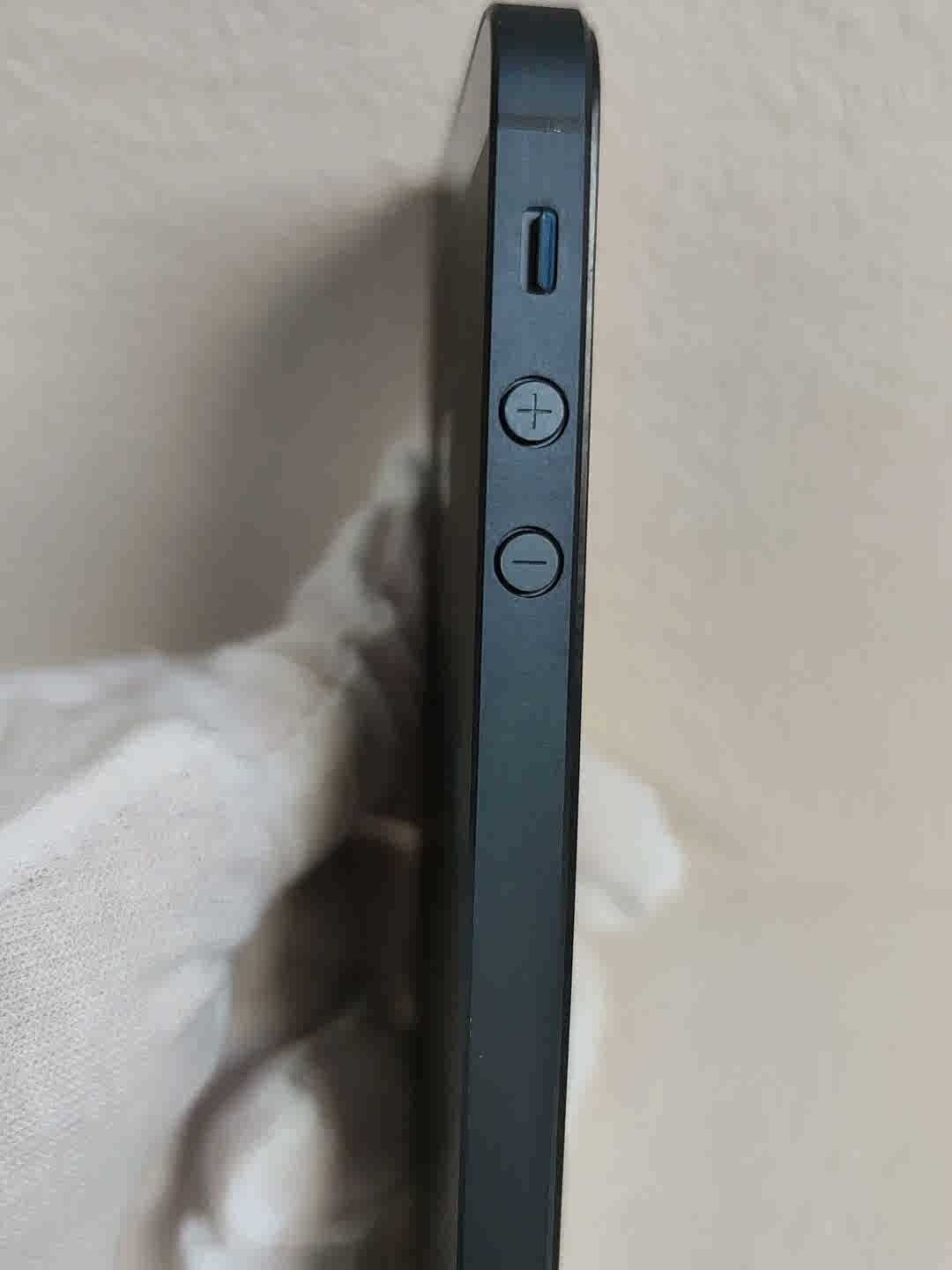📱 Apple iPhone 5 16GB – Unlocked black Grade A+ Condition IOS 10 sealed 📱