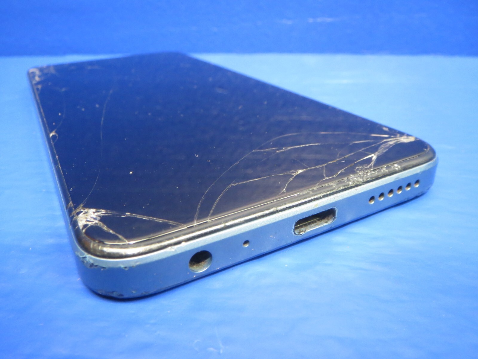 T-Mobile Revvl 6 5G Locked. Smartphone. Android. D1