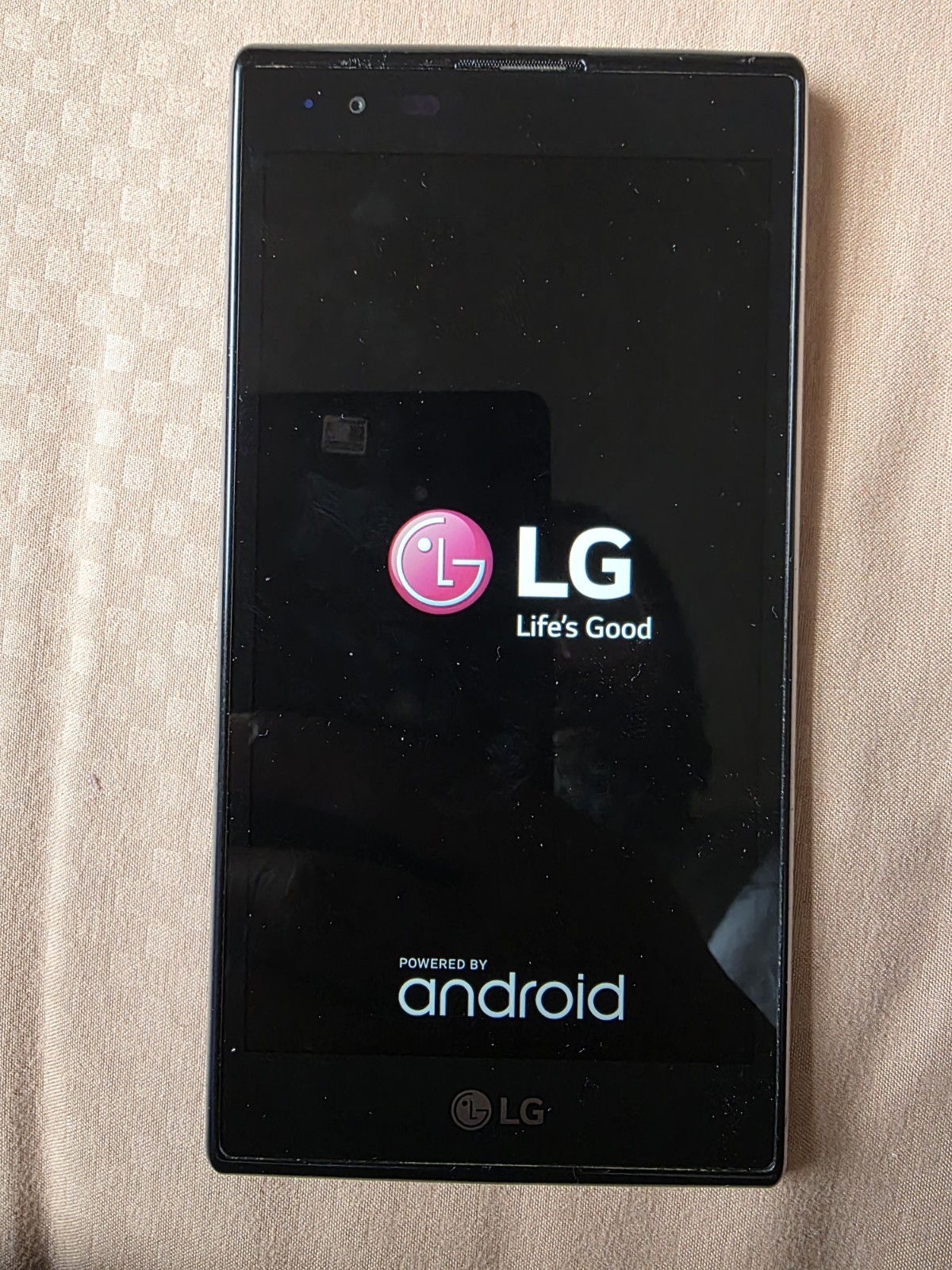 LG K8 V VS500 Smartphone – Keeps Rebooting (See Photos)