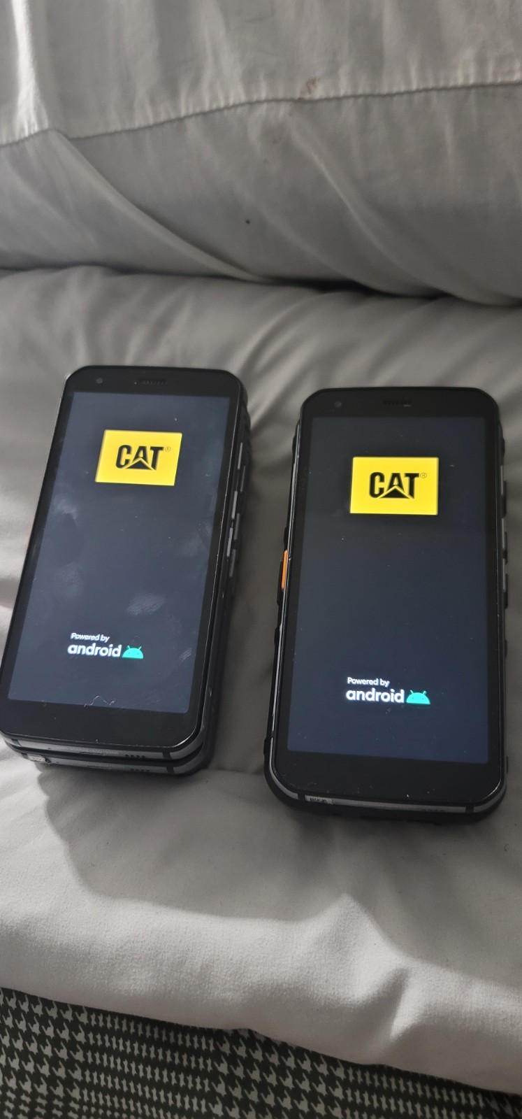 ~Lot of 9~ CAT S62 Rugged Smart Phone 128GB| T-Mobile Black CAT S22 Rugged