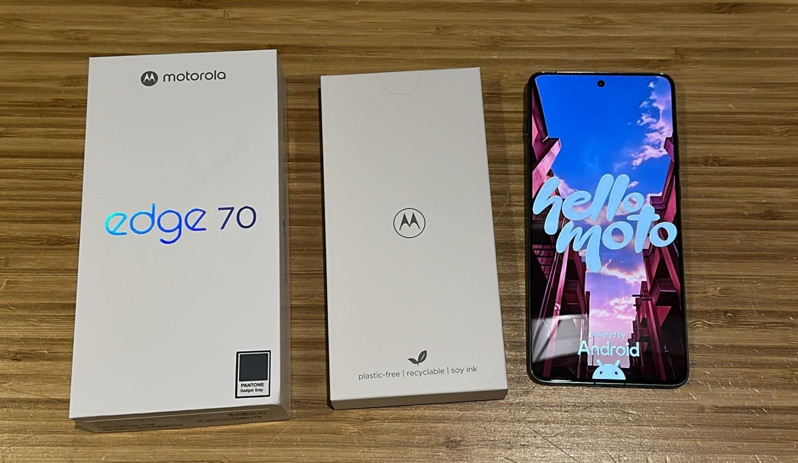 Motorola edge 70 5G (XT2601-2) 512GB + 12GB 6.67″ Android GSM Unlocked – Grey