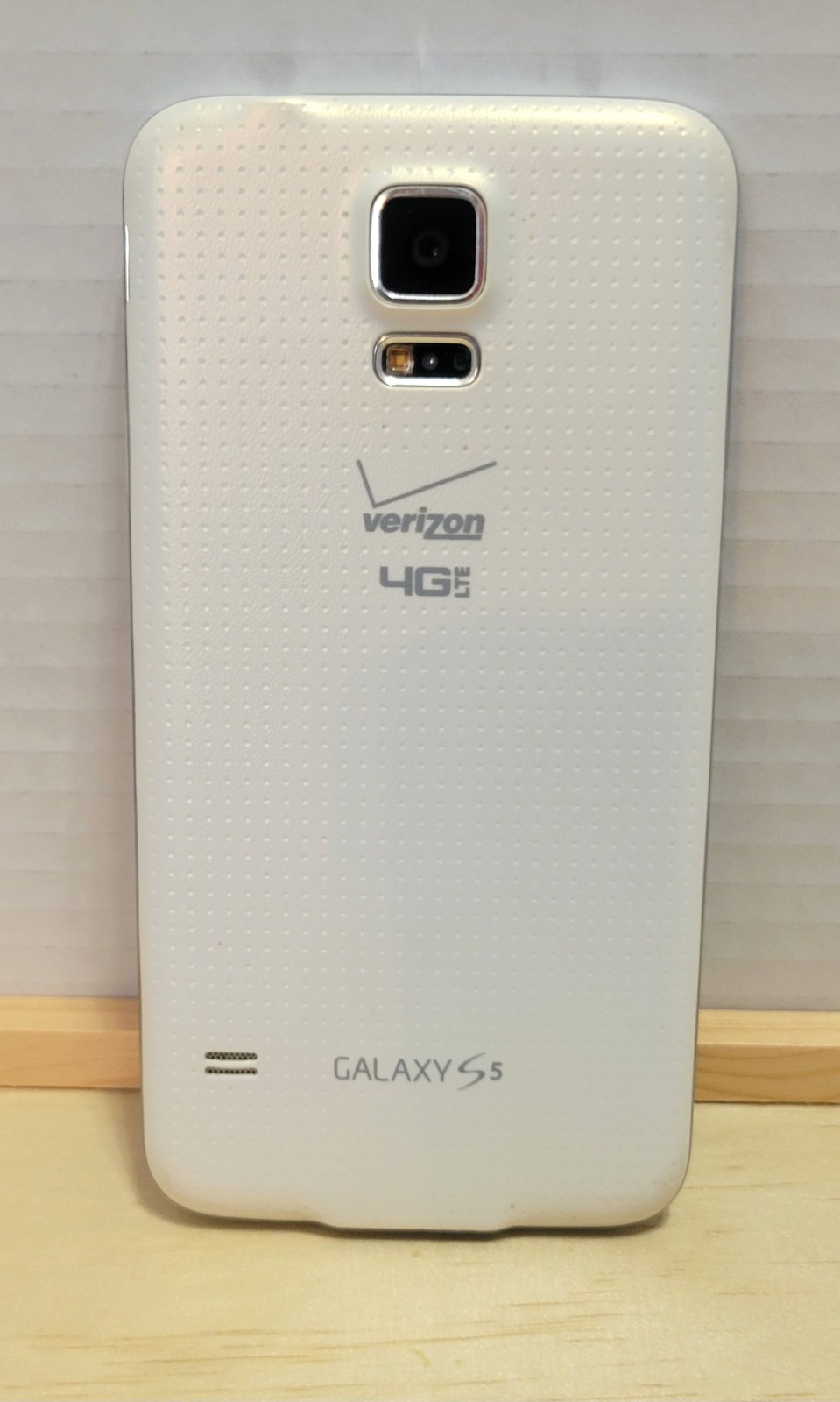 Samsung SM-G900V Galaxy S5 Verizon 16GB White