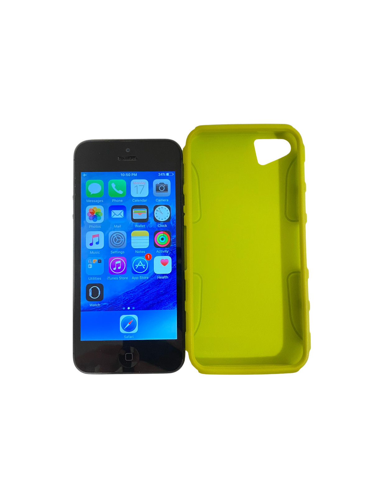 Apple iphone 5 Model A1428 unlocked 12 GB, Boots up