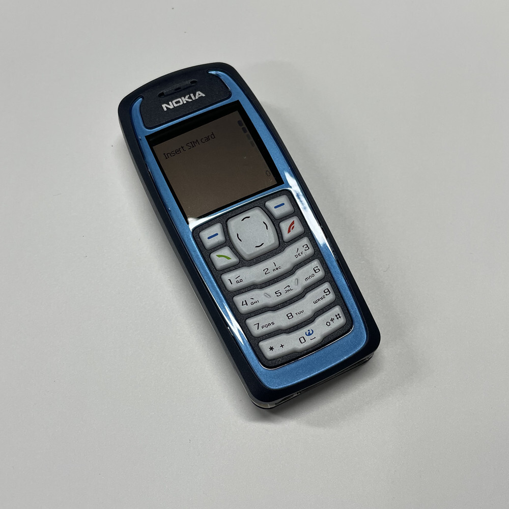 Nokia Corporation 3100 Blue Unlocked 1.5″ SMS Mobile Button Phone