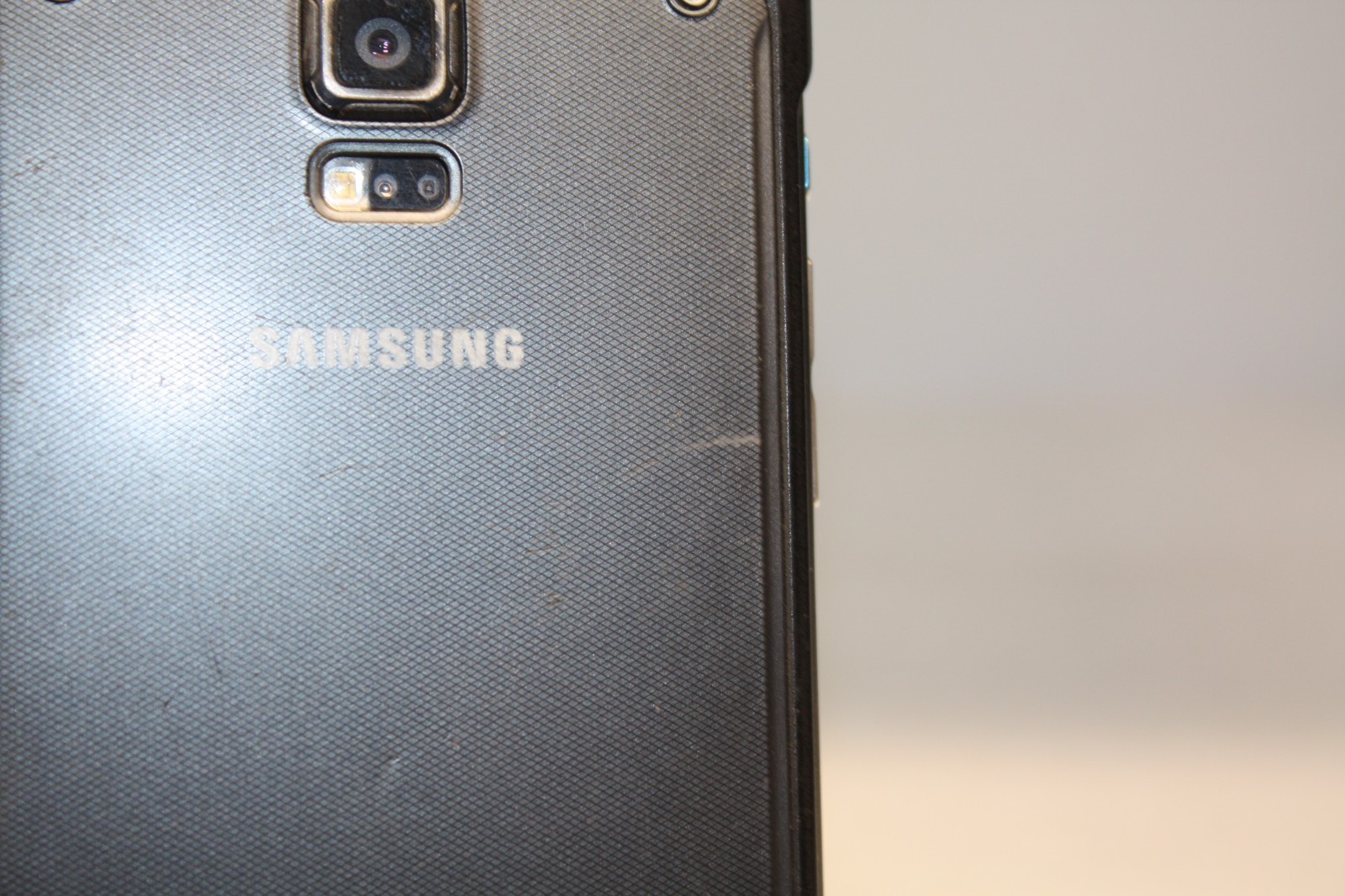 Samsung Galaxy S5 Active SM-G870W, 16GB, Titanium Gray (Unlocked) Smartphone 002