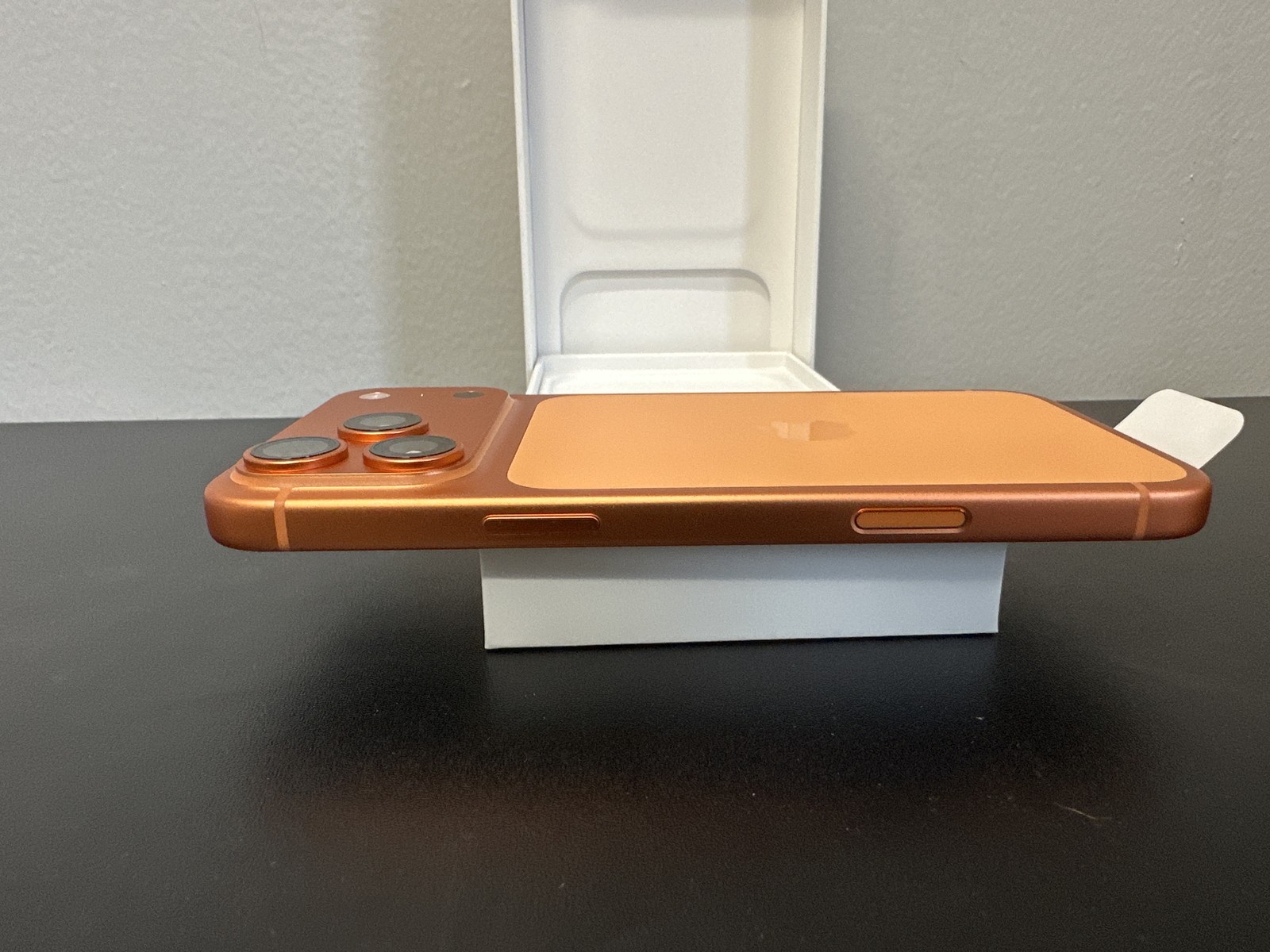 New Open Box Apple iPhone 17 Pro Max 512GB Orange Unlocked 100% Battery Cycle 0