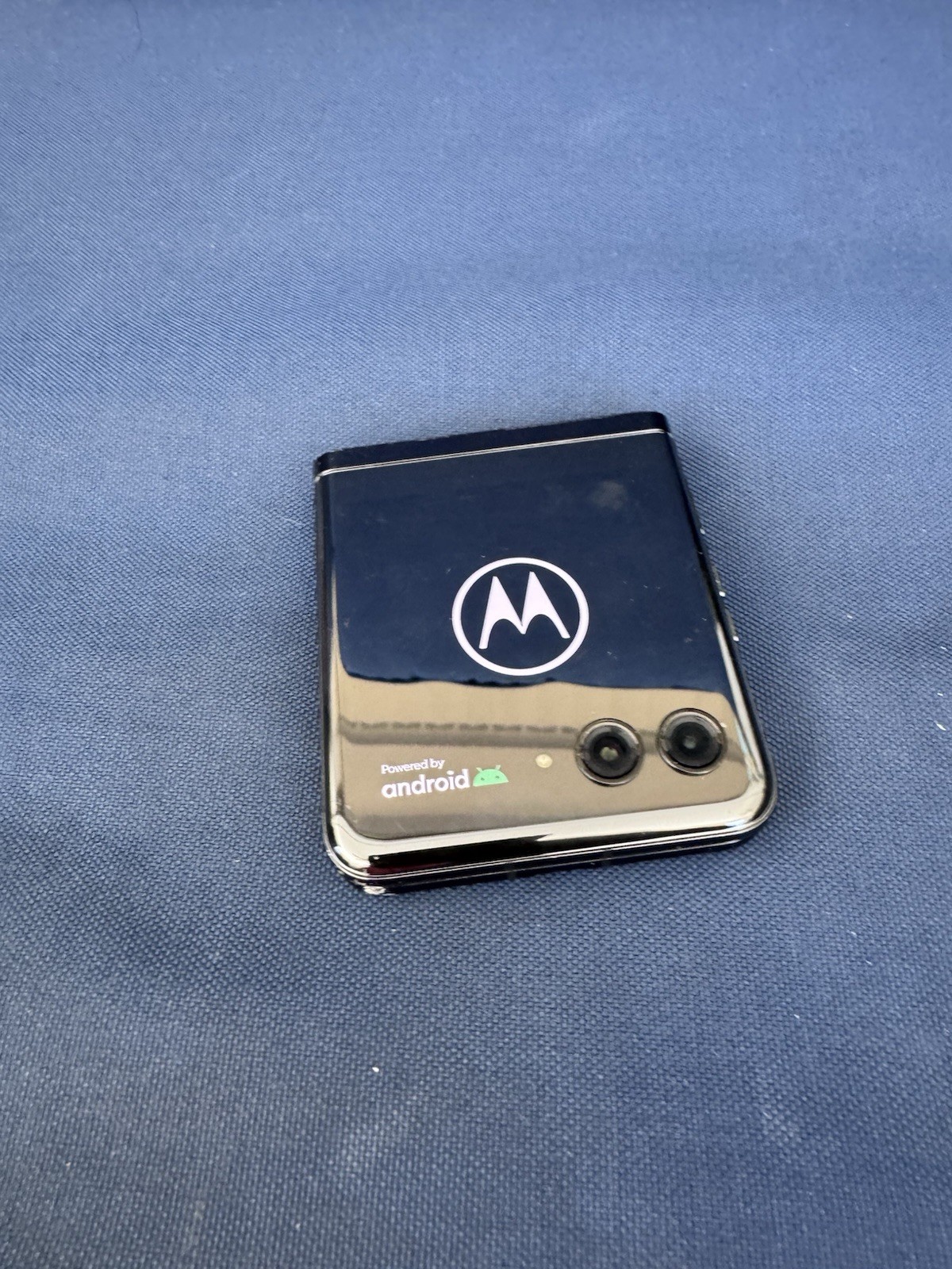 Motorola RAZR+ (Plus) 2023 5G, 256GB, 8GB ram,black-Unlocked-XT 2321-3-for parts