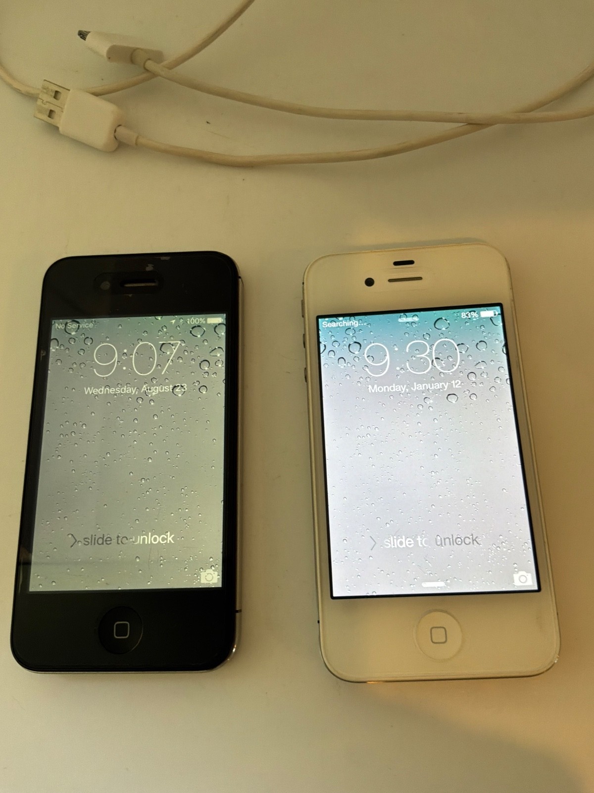 Lot 2 Apple iPhone 4 Smartphones A1332 A1349 32GB Passcode Locked As Is
