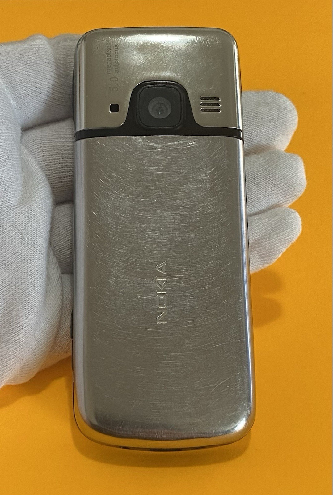 Nokia 6700 classic – 170 MB – Silver (Unlocked) 2.2″ Cellphone