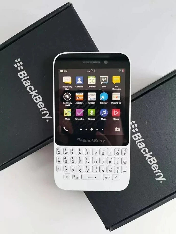 Blackberry Q5 8GB+2GB 4G Original Unlocked QWERTY Keyboard SmartPhone