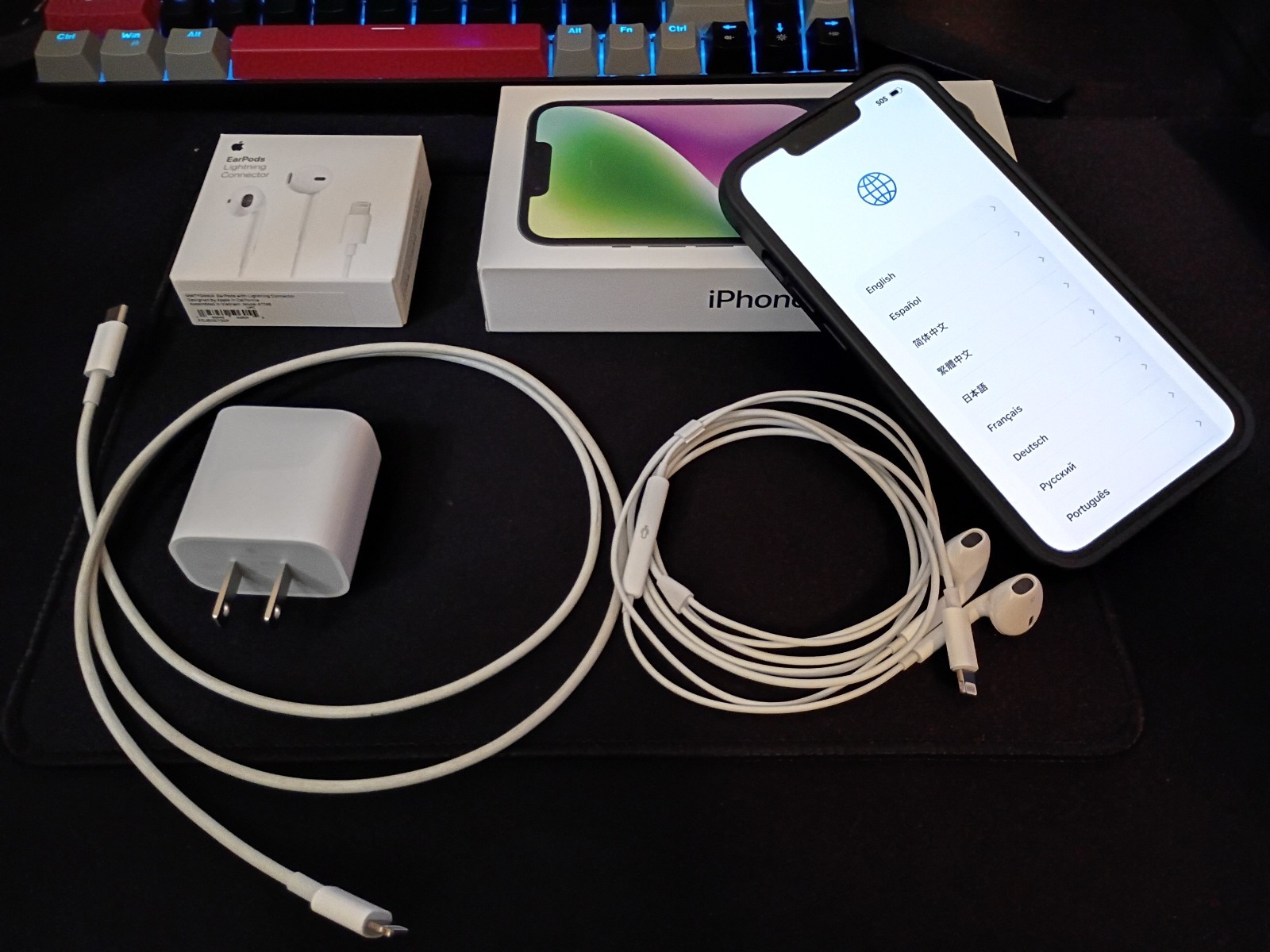 Apple iPhone 14 128GB Metro Locked Clean IMEI 98% Battery Health Box Included