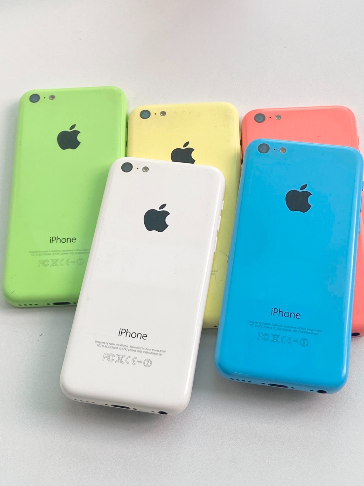 Apple iPhone 5C Unlocked 8/16/32GB All colors 4.0″ 8MP 1GB RAM Tested
