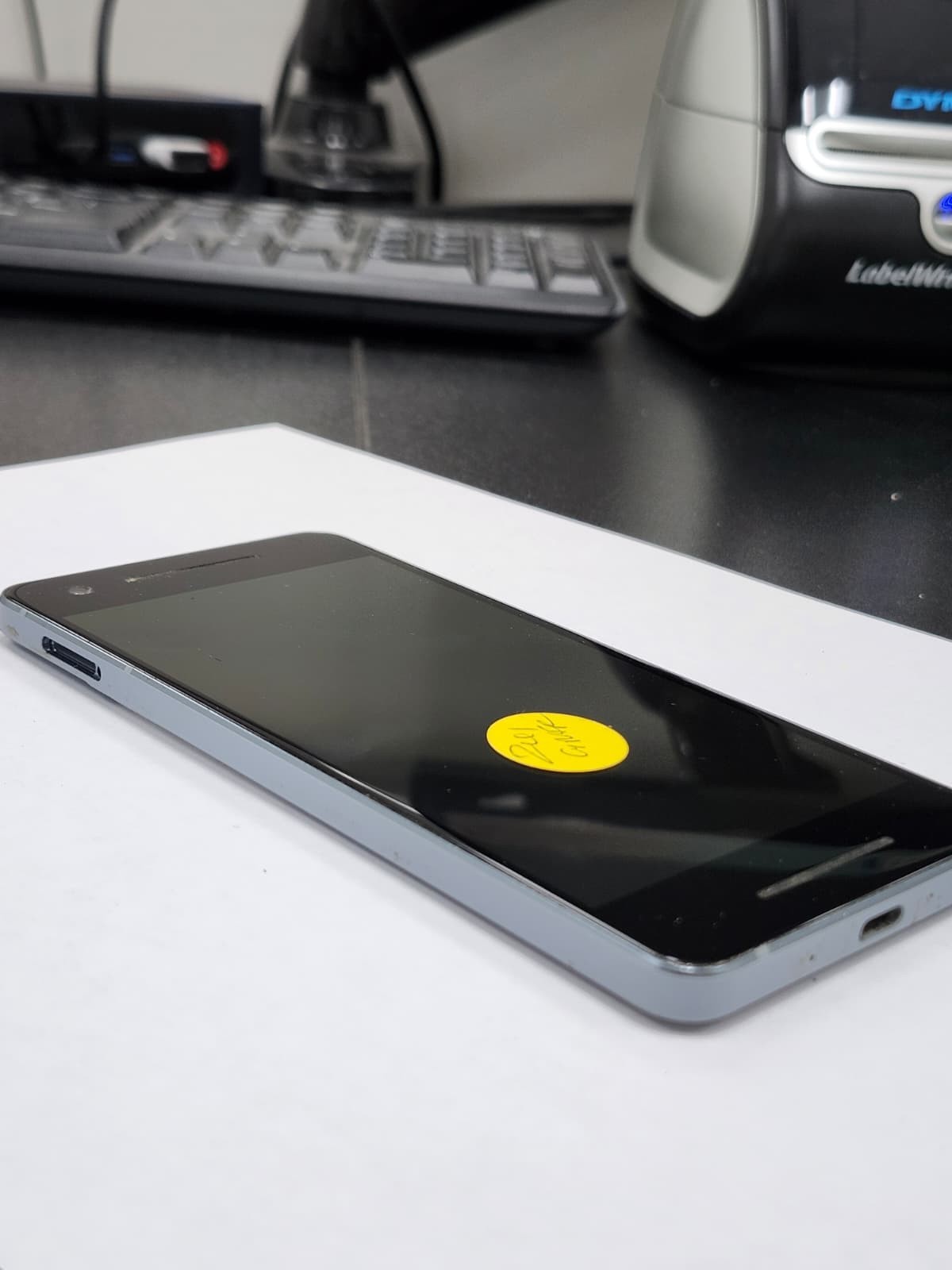 DEFECTIVE – Google Pixel 2 – 64 GB – Blue – Unlocked – G011C – 12630